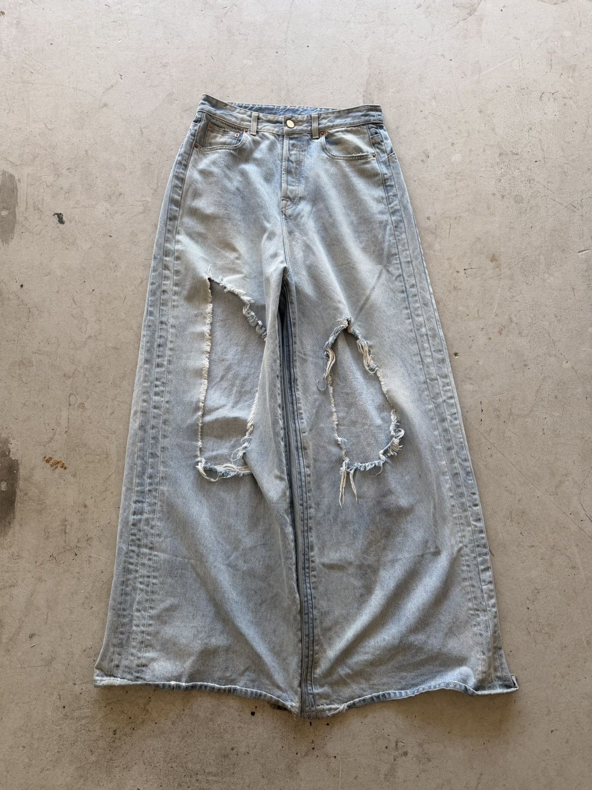 Vetements SS23 vetements distressed destroyed baggy jeans | Grailed