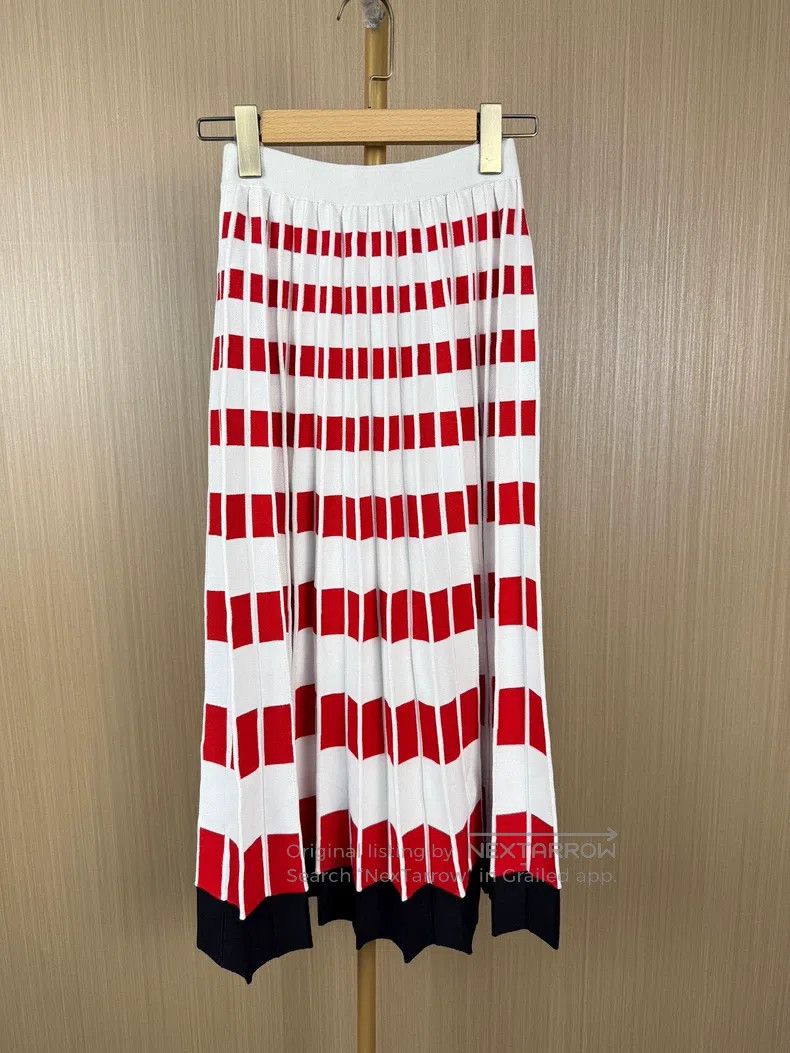 Fendi Fendi Red and White Patchwork Pleated Long Skirt Size 42" / US 20 - 2 Thumbnail