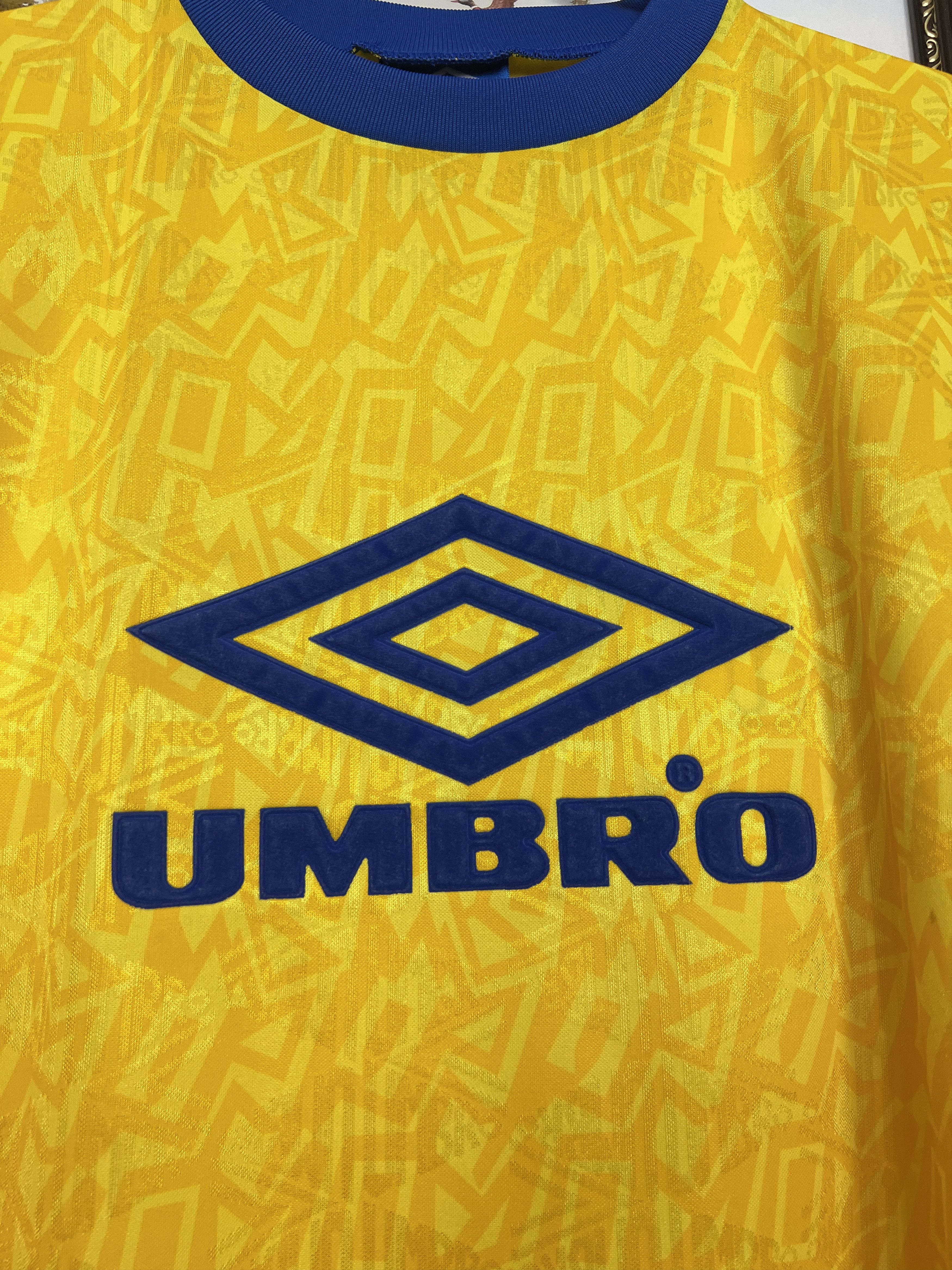 Umbro Vintage Leeds United Football Template Shirt Soccer Jersey Size US L / EU 52-54 / 3 - 3 Thumbnail