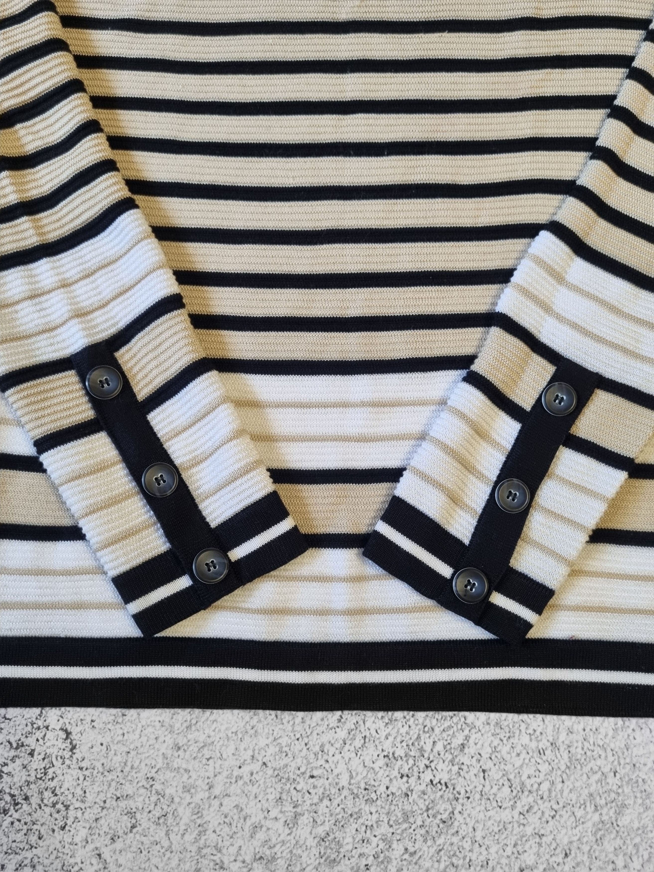 Carolina Herrera × Designer × Vintage Carolina Herrera Vintage Striped Sweater Pullover Size XS / US 0-2 / IT 36-38 - 6 Thumbnail