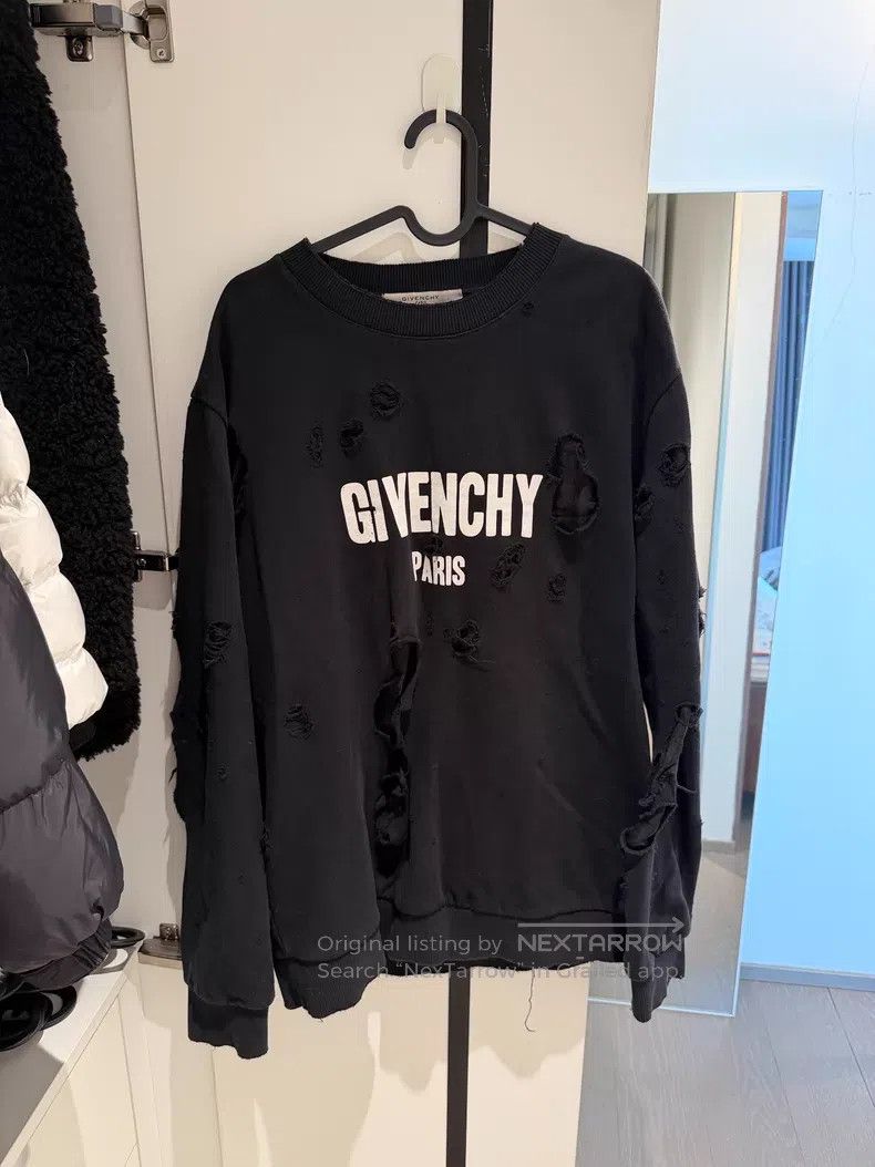 Givenchy Givenchy Classic distressed sweatshirt Size US L / EU 52-54 / 3 - 1 Thumbnail