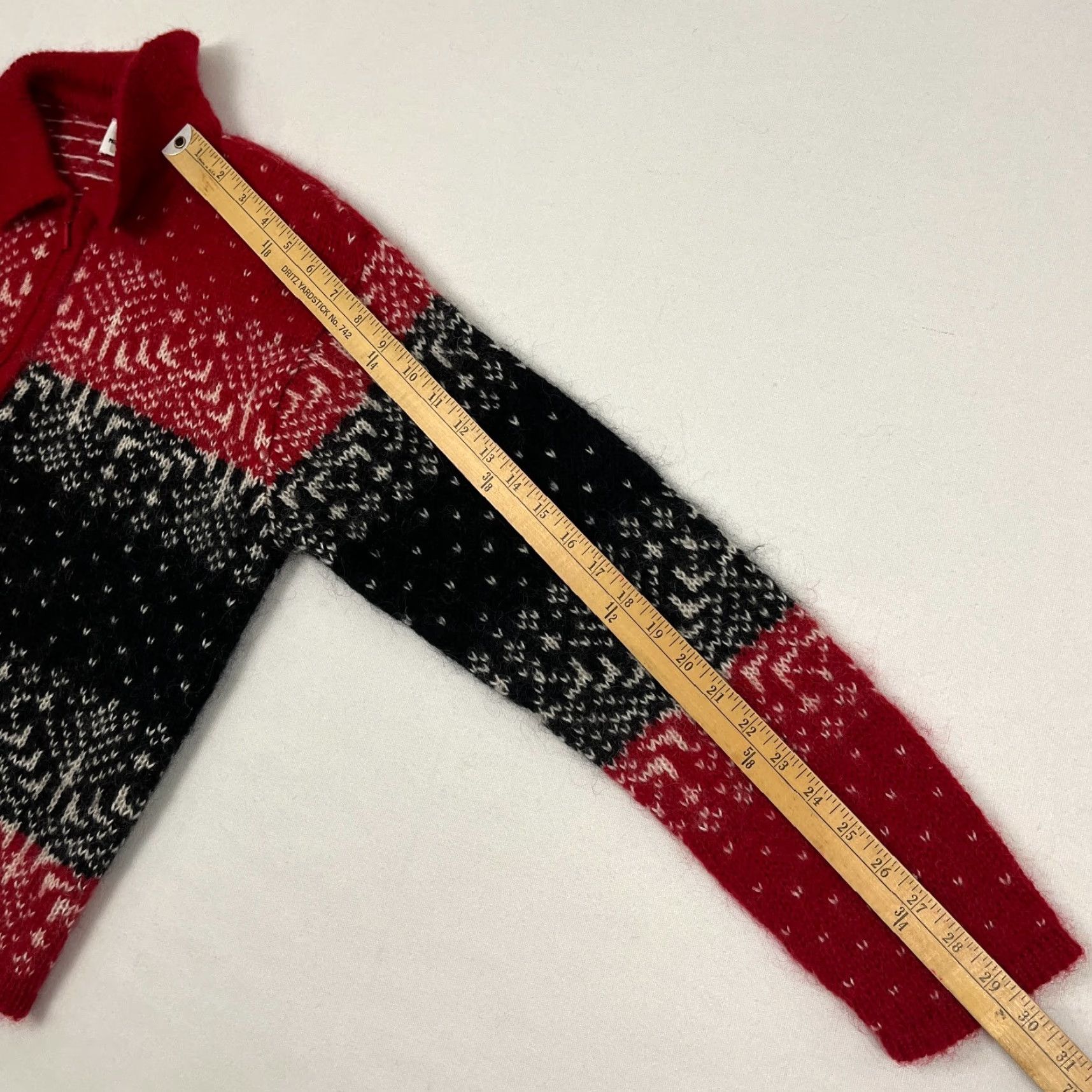 Vintage VINTAGE Paul Harris Cardigan Sweater Womens Medium Red Black Fair Isle Mohair Zip Crew Neck Knit Cardigan Size M / US 6-8 / IT 42-44 - 5 Thumbnail
