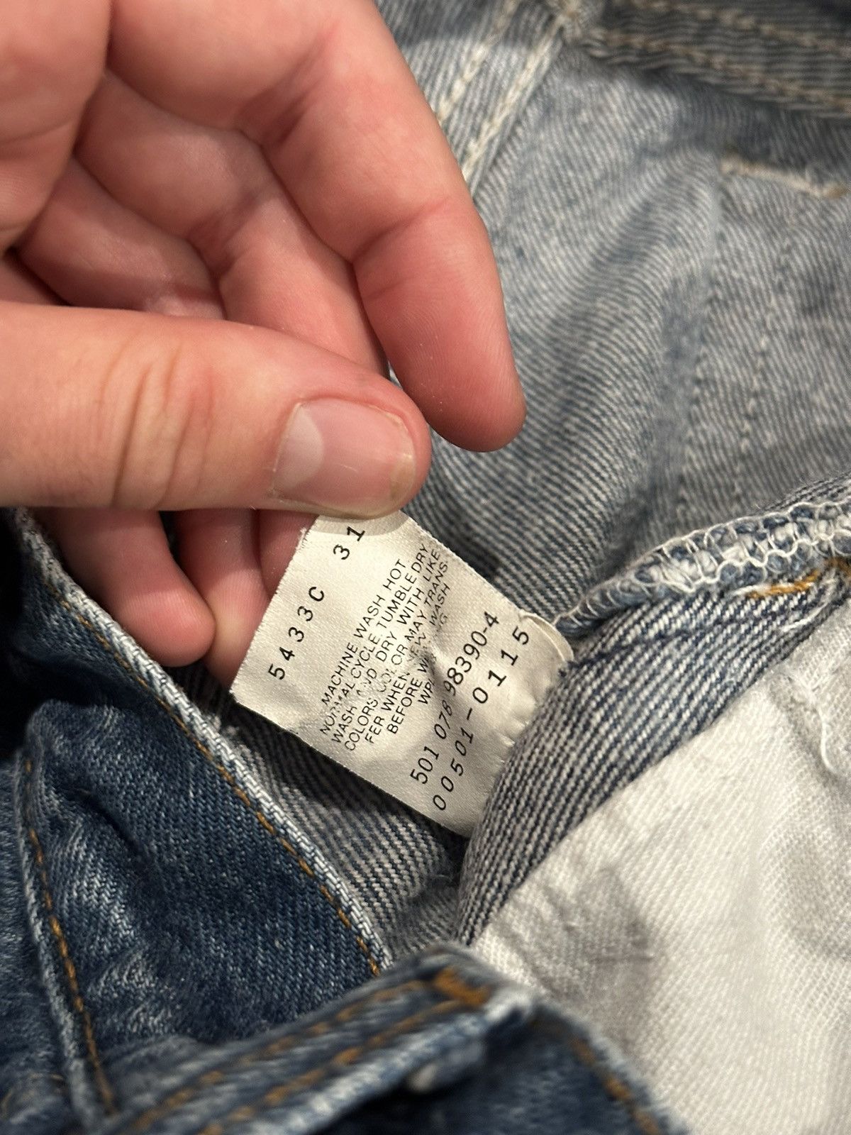 Levi's × Vintage 90’s Dark Blue Levi’s Size US 28 / EU 44 - 8 Thumbnail