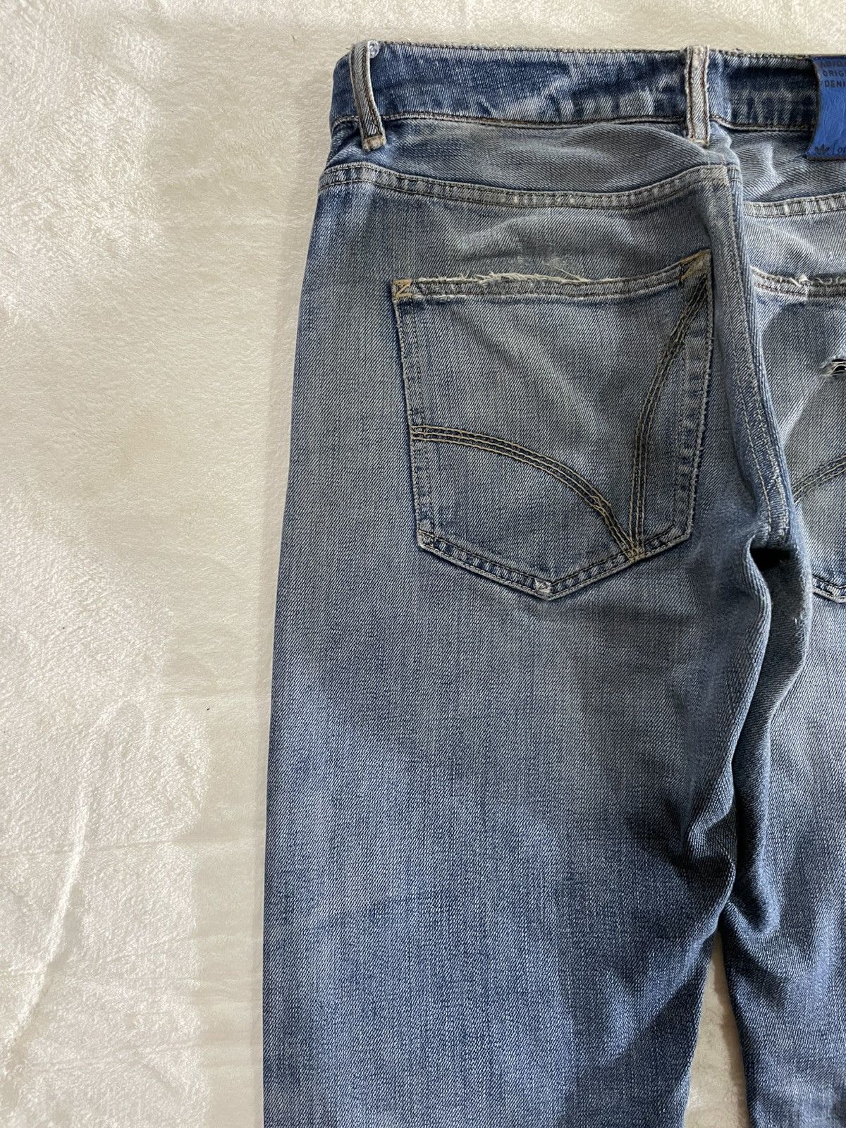 Adidas Vintage Adidas Faded Distress Blue Denim Jeans Size US 33 - 15 Thumbnail