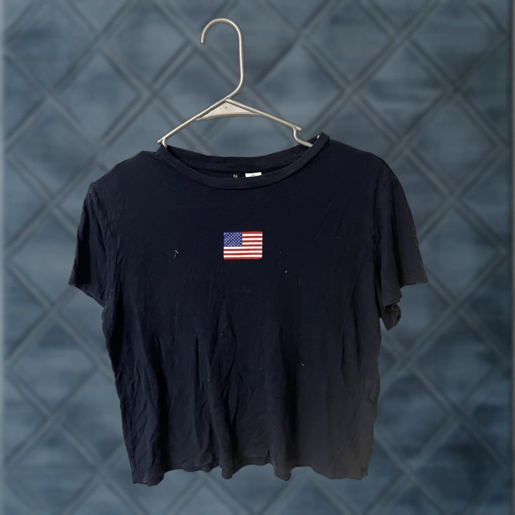 H&M H&M Divided T-Shirt Shirt Womens Crop Top USA Cropped Navy Jersey Knit Crew Neck Short Sleeve Cotton Blend Brooklyn USA American Flag M Blue Size M / US 6-8 / IT 42-44 - 1 Thumbnail