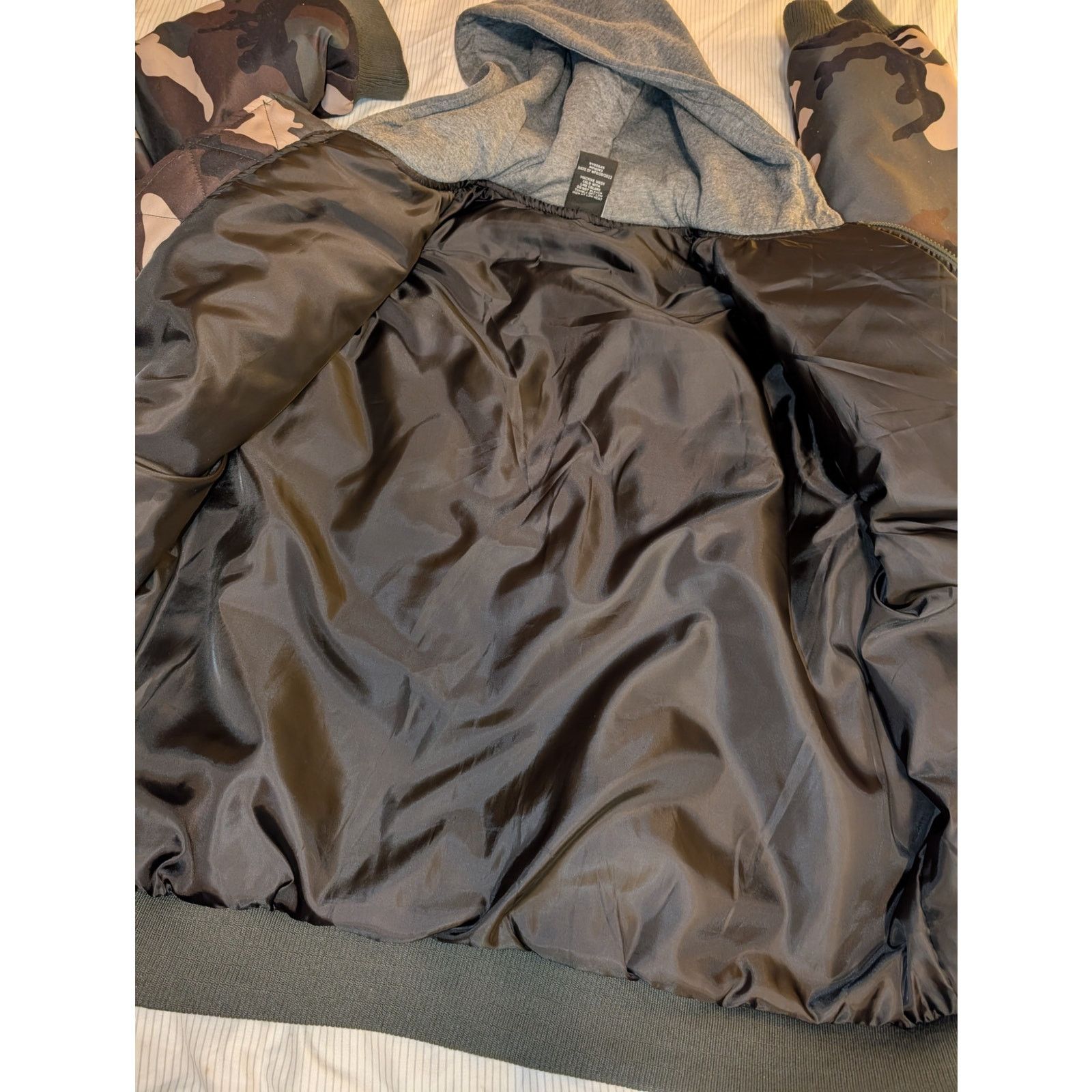 Ring Of Fire Ring of Fire Camo Fleece Hooded Bomber Jacket Size Large Size US L / EU 52-54 / 3 - 7 Thumbnail