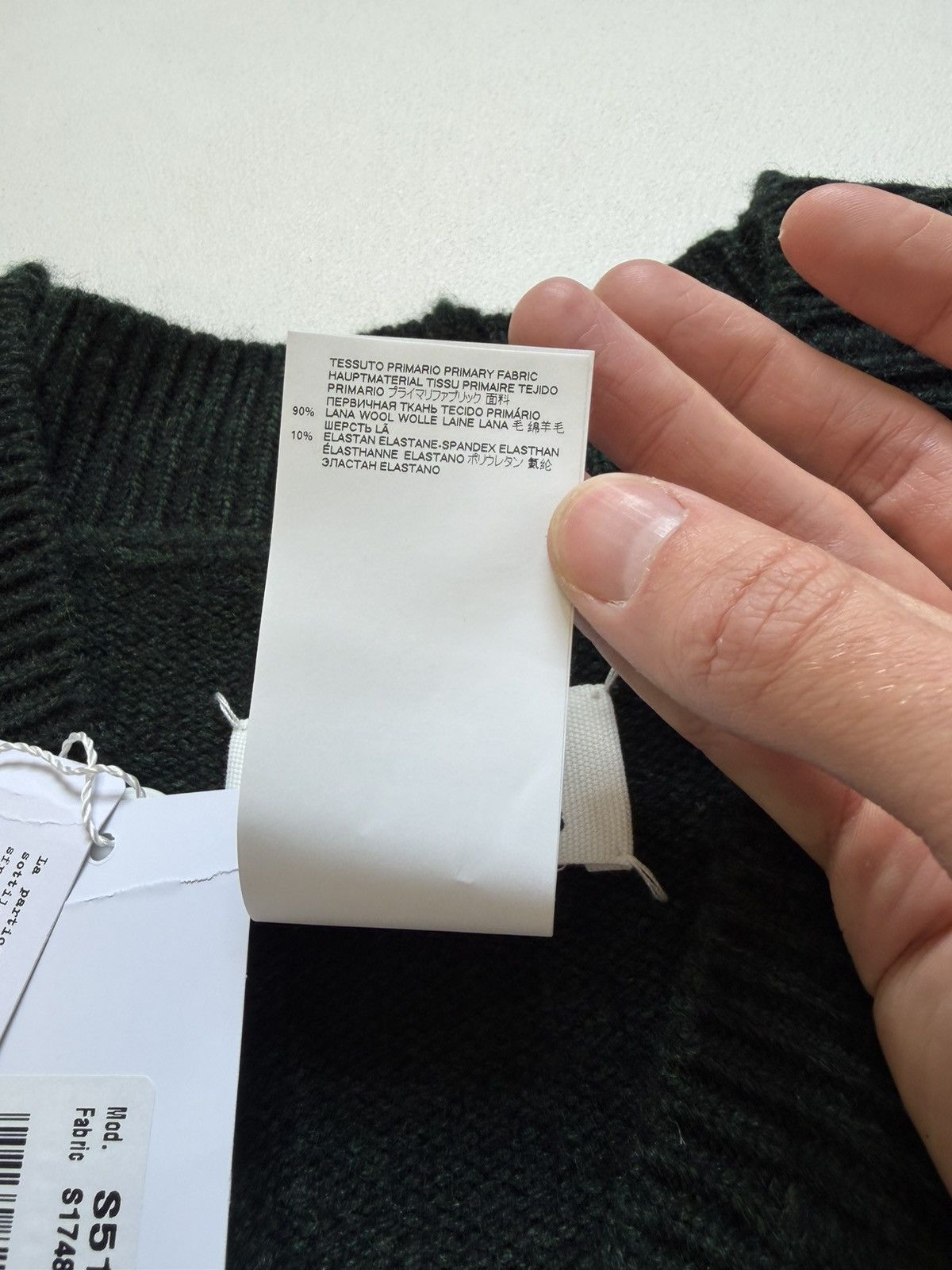 Maison Margiela A/W 21 Distressed Wool Sweater Vest Size US S / EU 44-46 / 1 - 6 Thumbnail