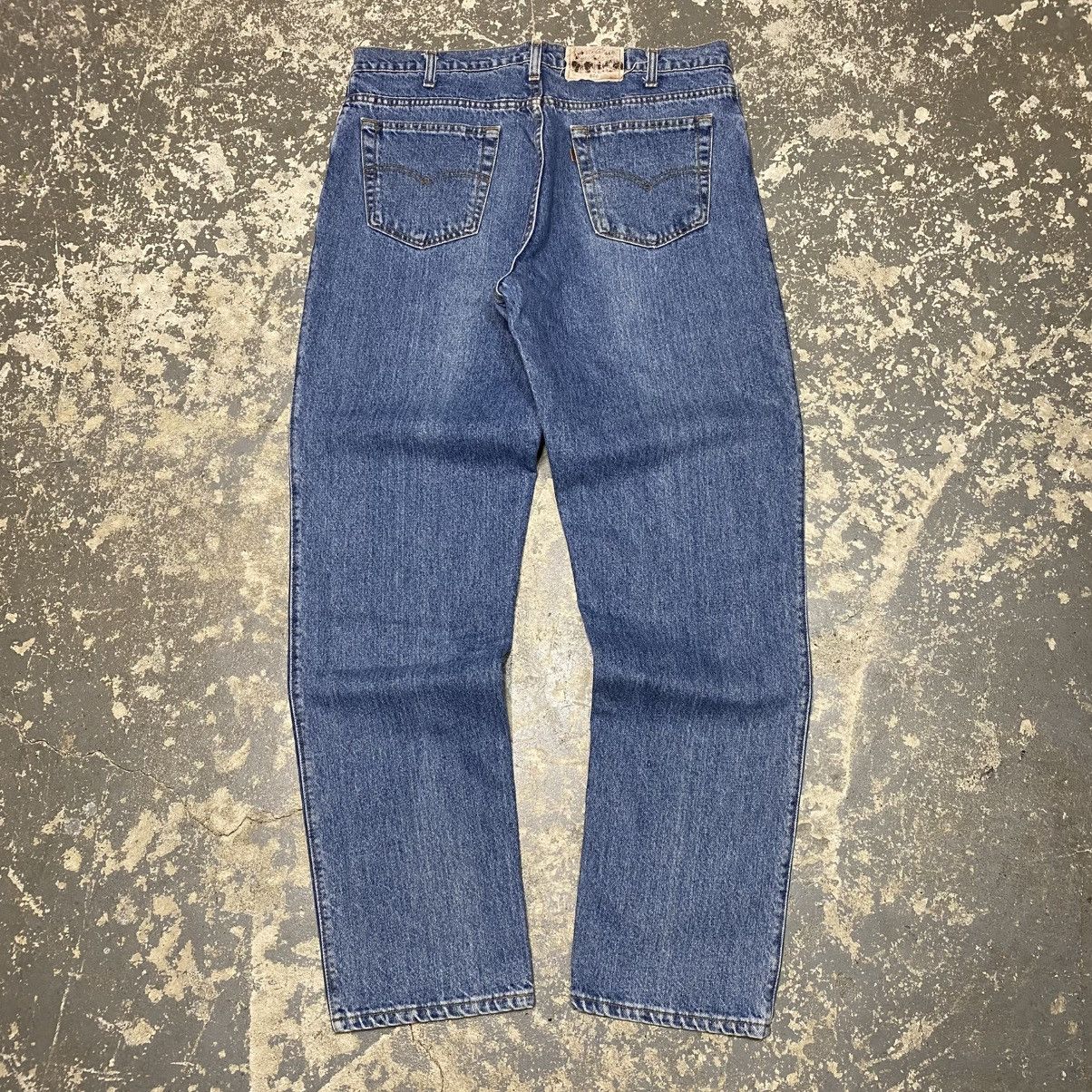 Levi's × Vintage Vintage Levi’s 540 Relaxed Blue Denim Jeans USA 90s Size US 37 - 1 Thumbnail