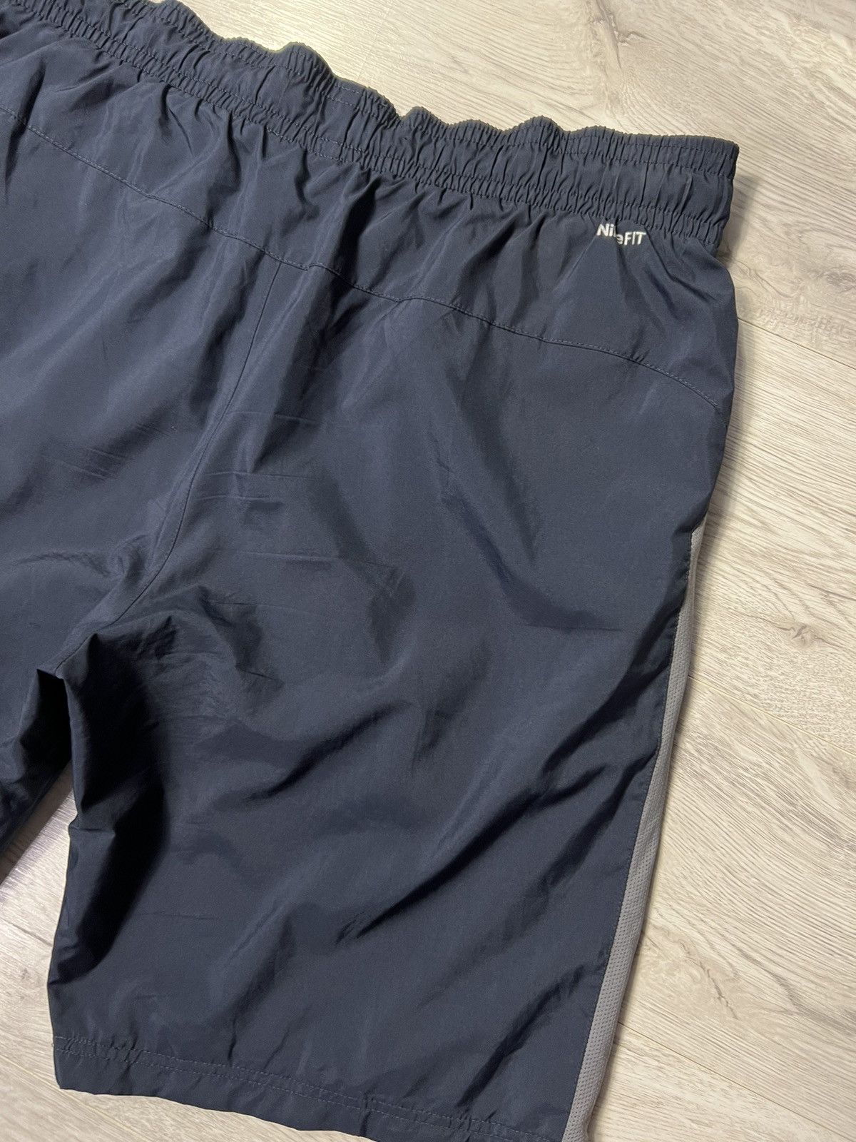 Nike × Vintage Vintage Nike Nylon Shorts Embroidered Swoosh Logo Size US 36 / EU 52 - 3 Thumbnail