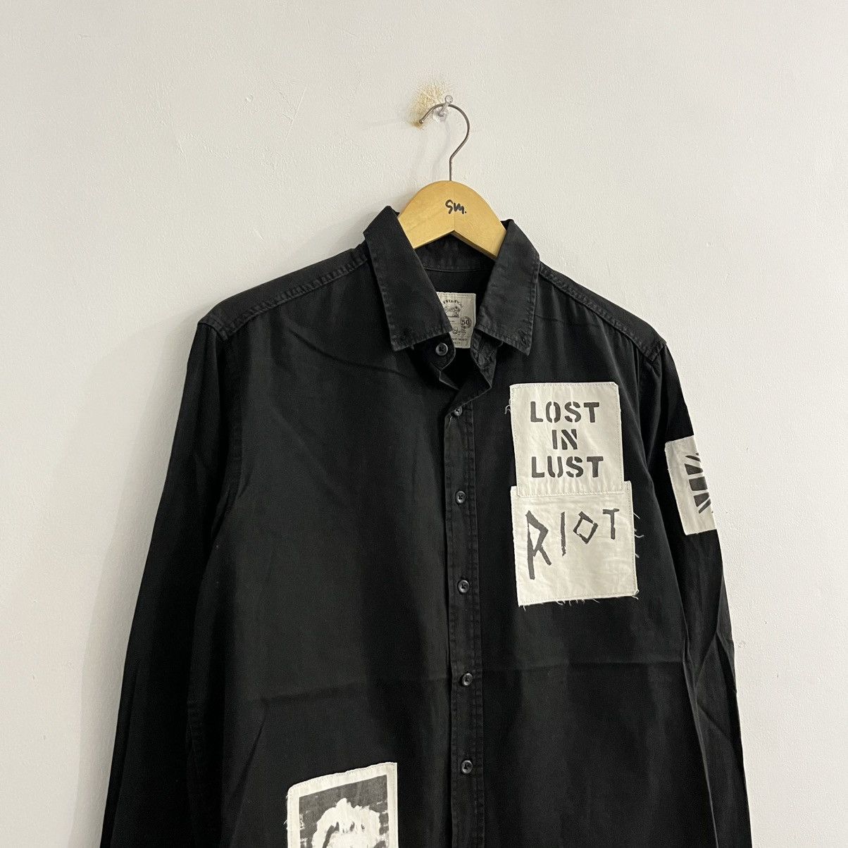 Japanese Brand Attention Emo Gothic Badges Button Up Shirt Size US M / EU 48-50 / 2 - 3 Thumbnail