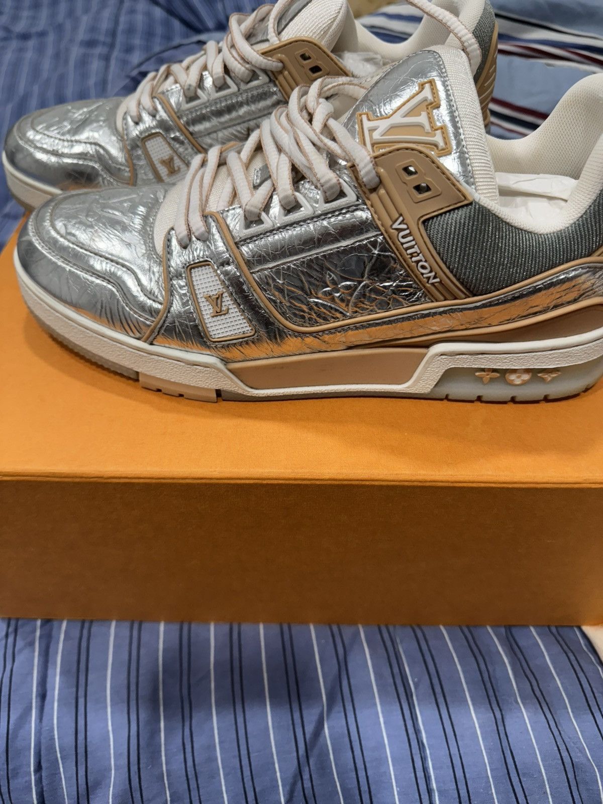 Louis Vuitton Louis Vuitton denim silver trainers men sneakers Size US 8.5 / EU 41-42 - 2 Thumbnail