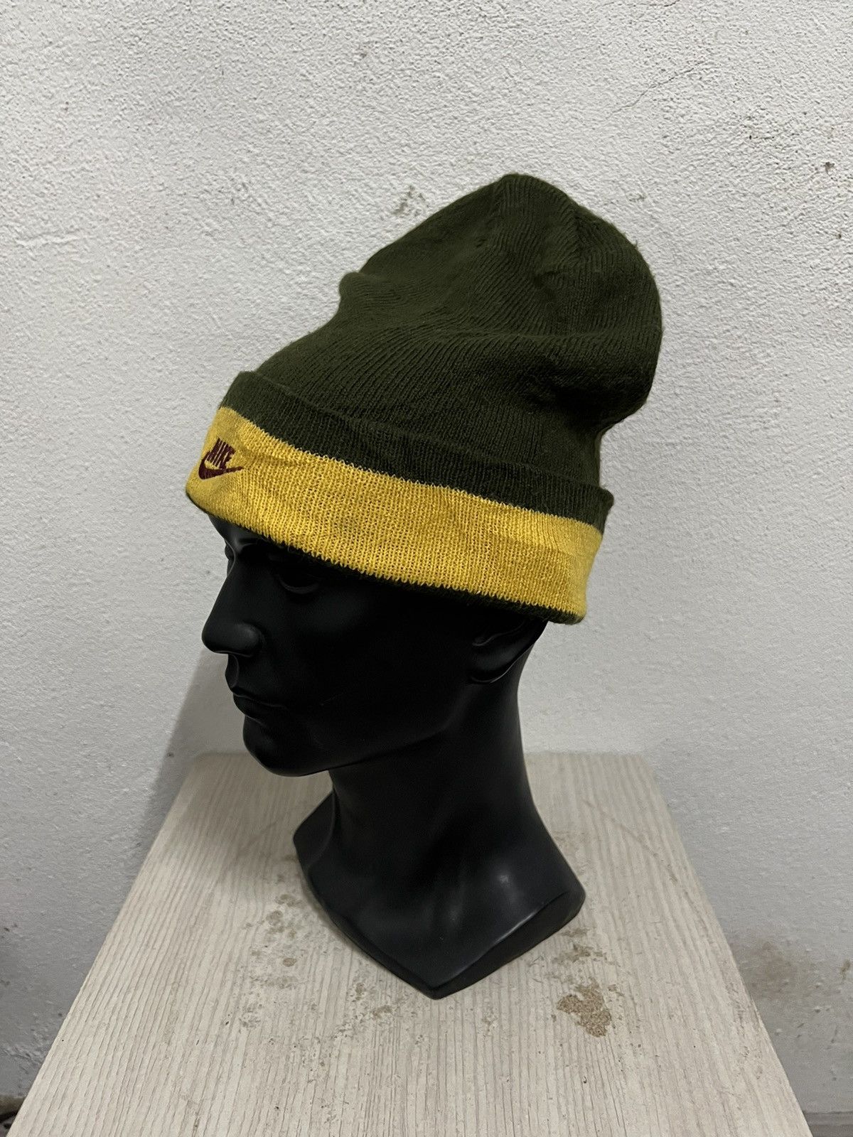 Nike Vintage Nike Big logo Beanie Hat Size ONE SIZE - 3 Thumbnail