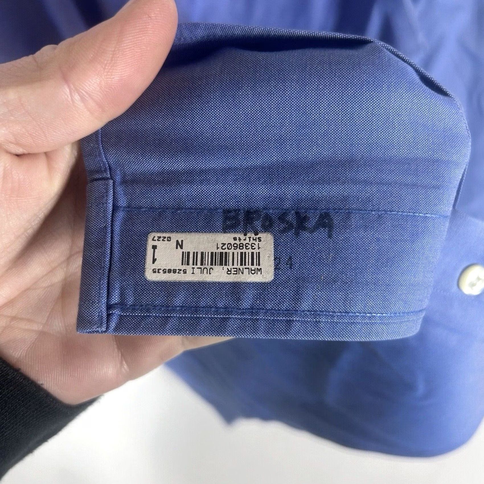 Brooks Brothers Brooks Brothers Button Down Dress Shirt Mens 16 Long Sleeve 100% Cotton Blue Solid Dress Shirt Mens 16 Size US L / EU 52-54 / 3 - 5 Thumbnail