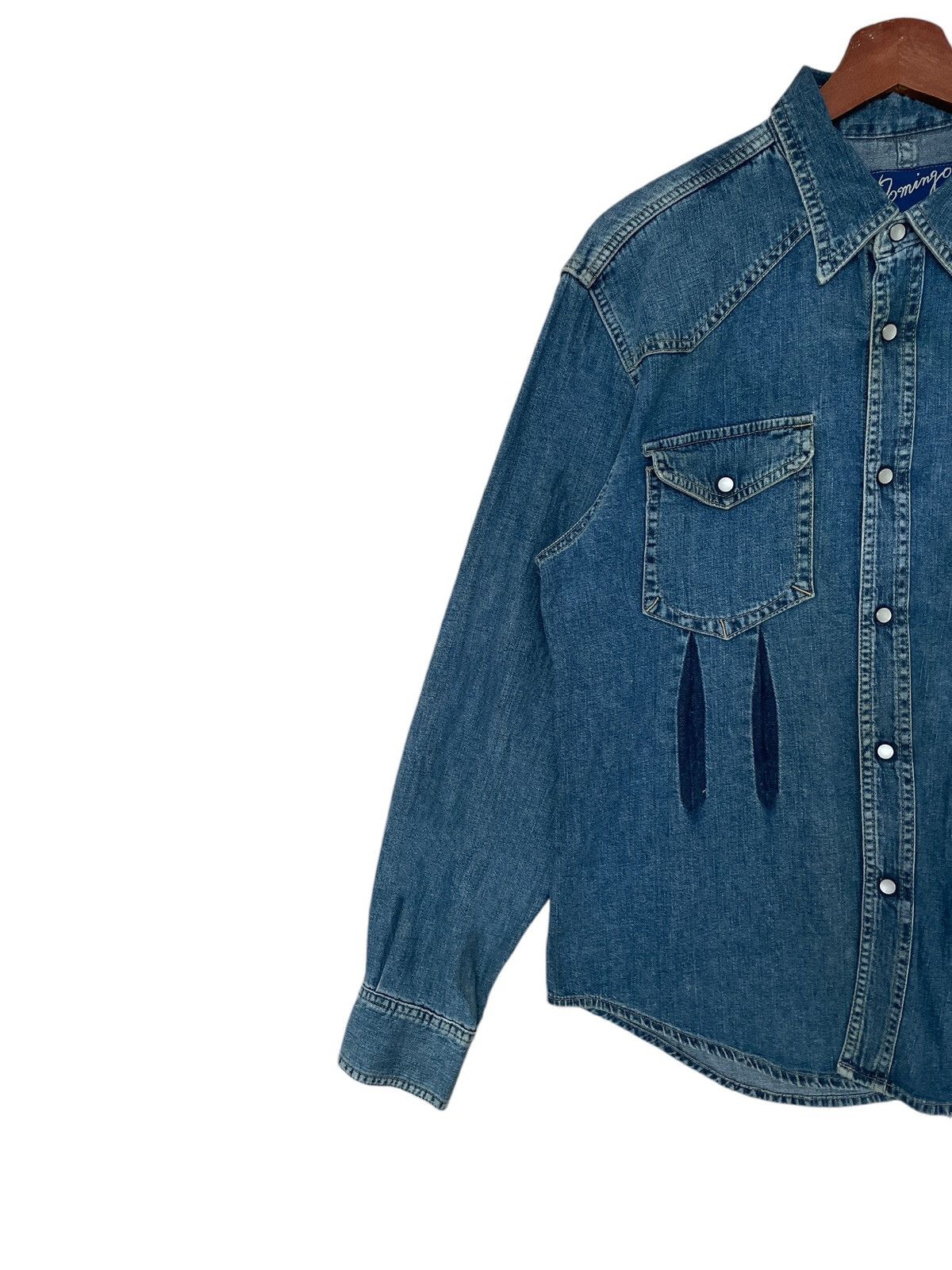 Japanese Brand × Vintage Vintage Japanese Brand Domingo Western Denim Shirt 2000s Size US L / EU 52-54 / 3 - 4 Thumbnail