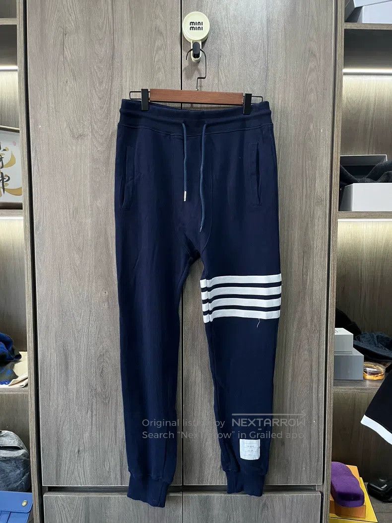 Thom Browne size 3 Narrow knitted trousers in navy blue