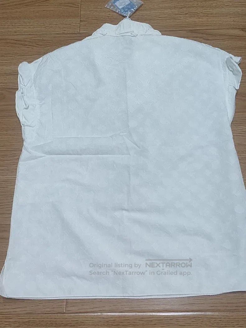Louis Vuitton Louis Vuitton White short sleeve shirt Size XXS / US 00 / IT 34 - 6 Thumbnail