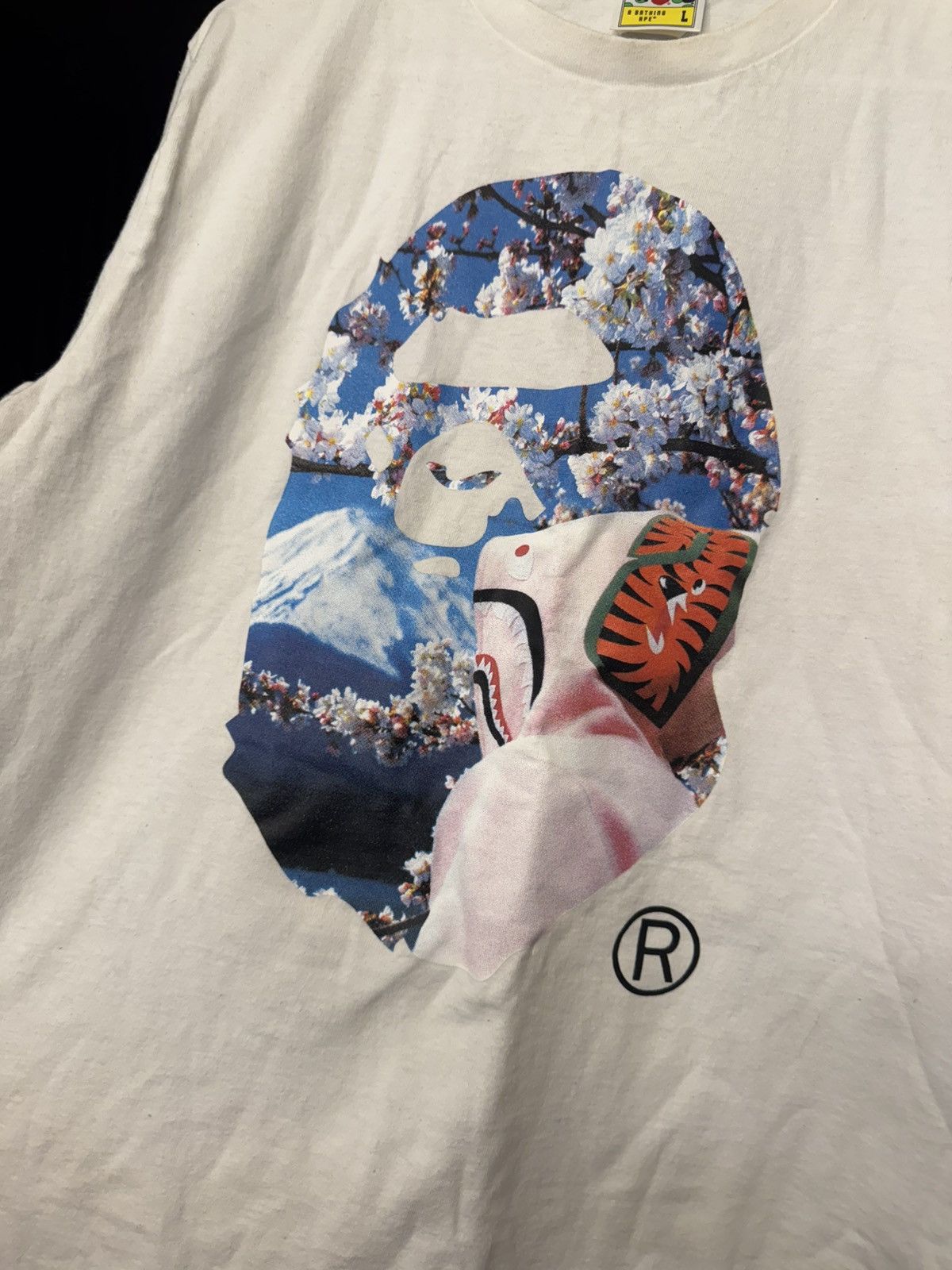 Bape Bape Sakura Ape Head Tee Size Large 2018 Size US L / EU 52-54 / 3 - 3 Thumbnail