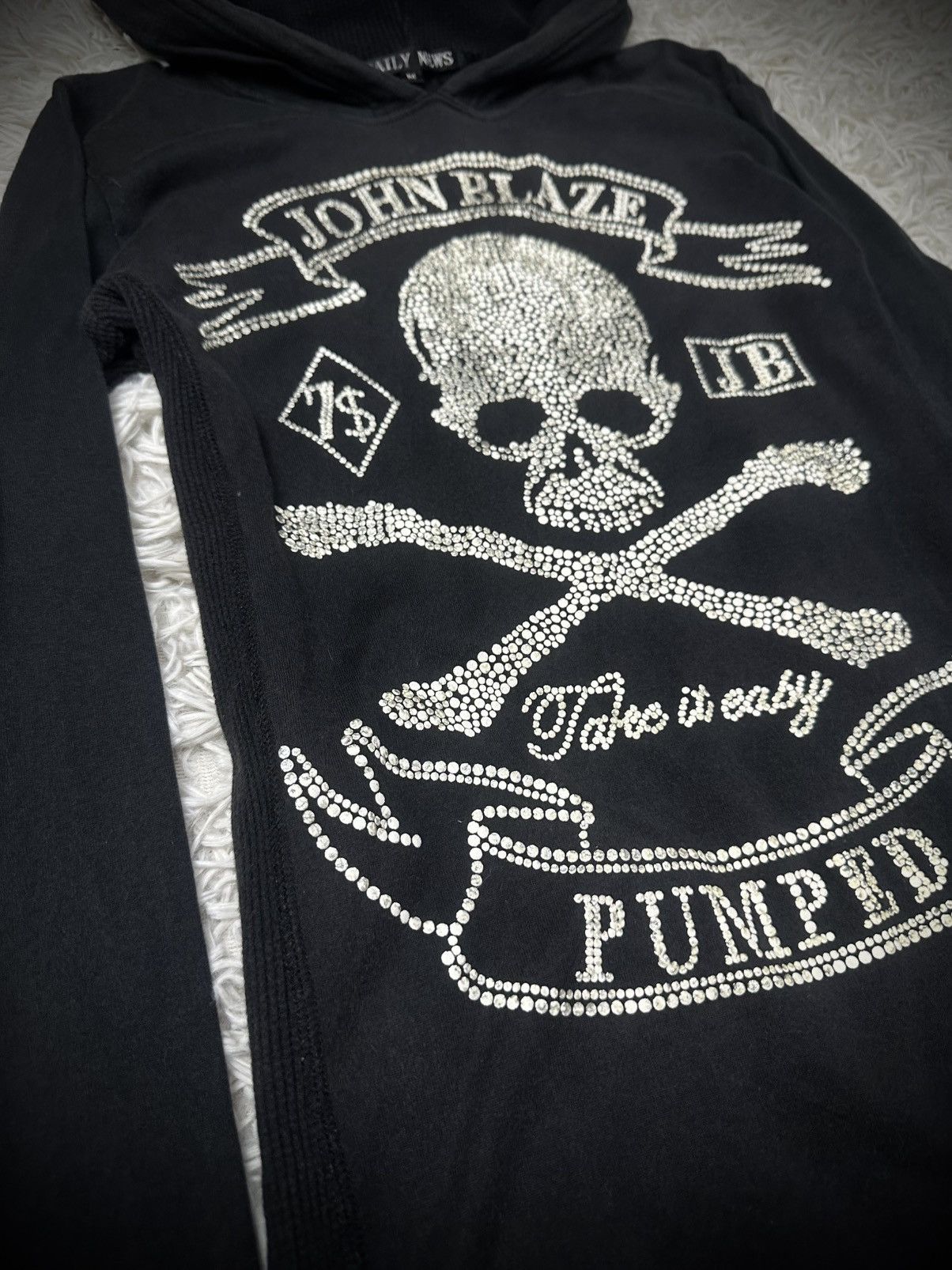 Hysteric Glamour × Undercover rare 2000s daily news skull vkei hoodie Size US M / EU 48-50 / 2 - 4 Thumbnail