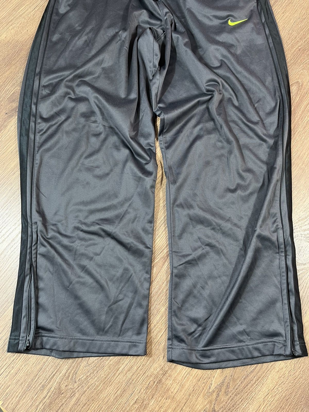 Nike Vintage Nike Basketball Pants Size US 44 / EU 60 - 2 Thumbnail