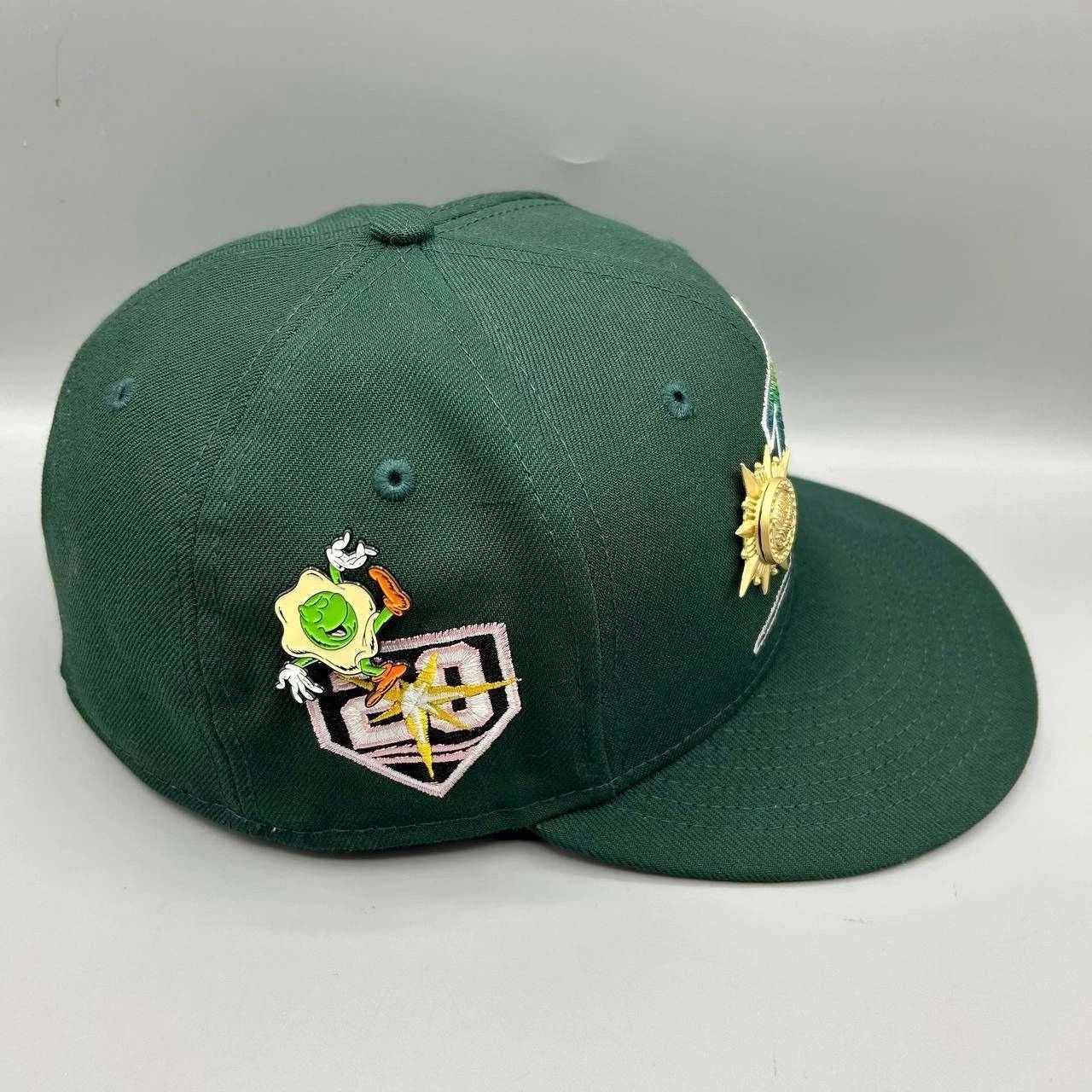 New Era Tampa Bay Devil Rays Hat Men 7 1/2 Green Pink MLB Fitted Cap Size ONE SIZE - 7 Thumbnail
