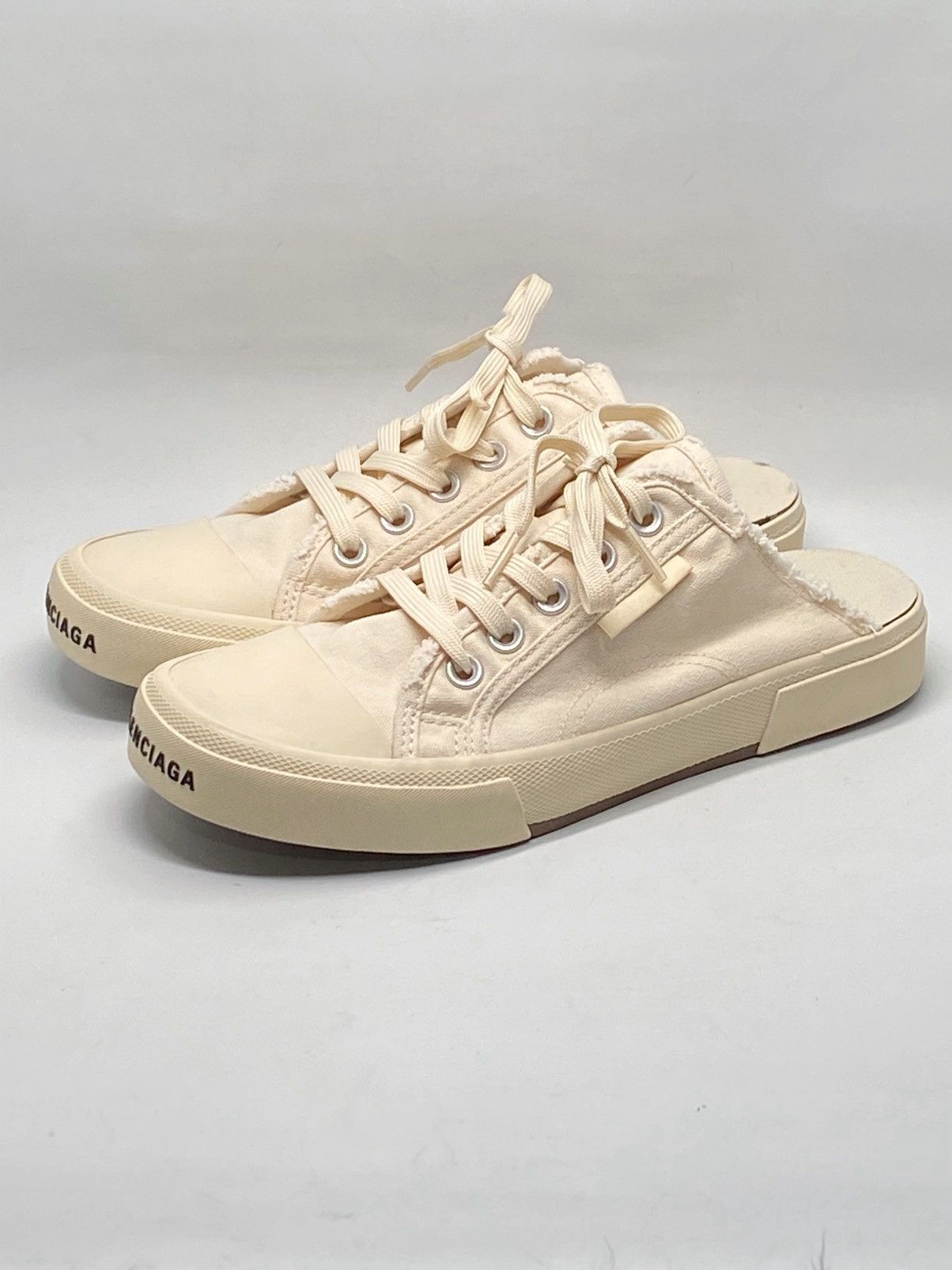 Balenciaga Balenciaga Slip-On Paris White Cotton Sneakers Women size 38 Size US 8 / IT 38 - 4 Thumbnail