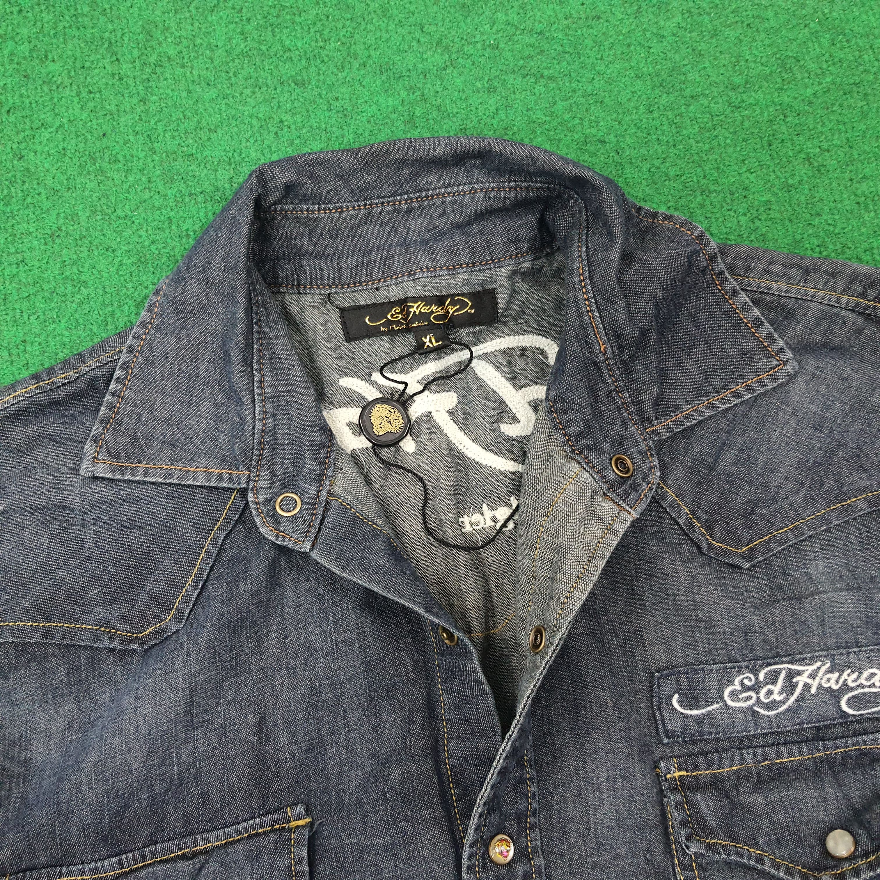 Ed Hardy Vintage Ed Hardy Design Denim Button Up Shirt C239N18 Size US XL / EU 56 / 4 - 7 Thumbnail