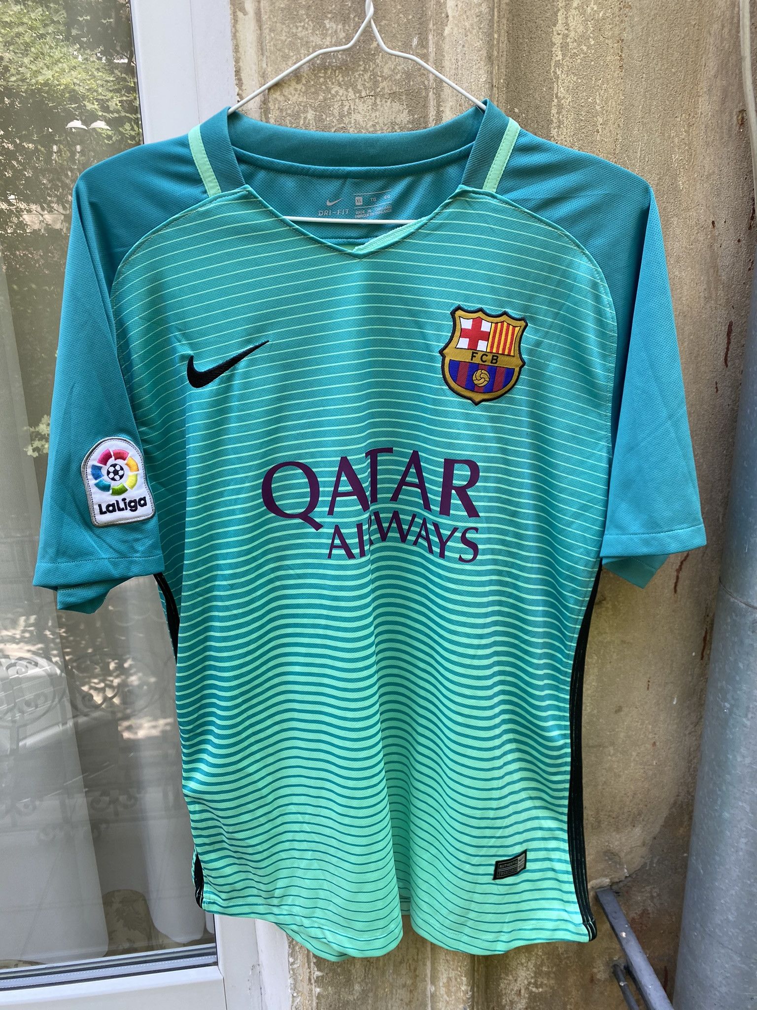 Nike Barcelona Nike 2016-2017 Messi Home T-Shirt Size US XL / EU 56 / 4 - 1 Thumbnail