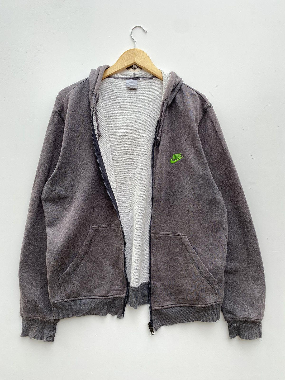 Nike Vtg Y2K Nike Hoodie Zipper Swoosh Size US L / EU 52-54 / 3 - 1 Thumbnail
