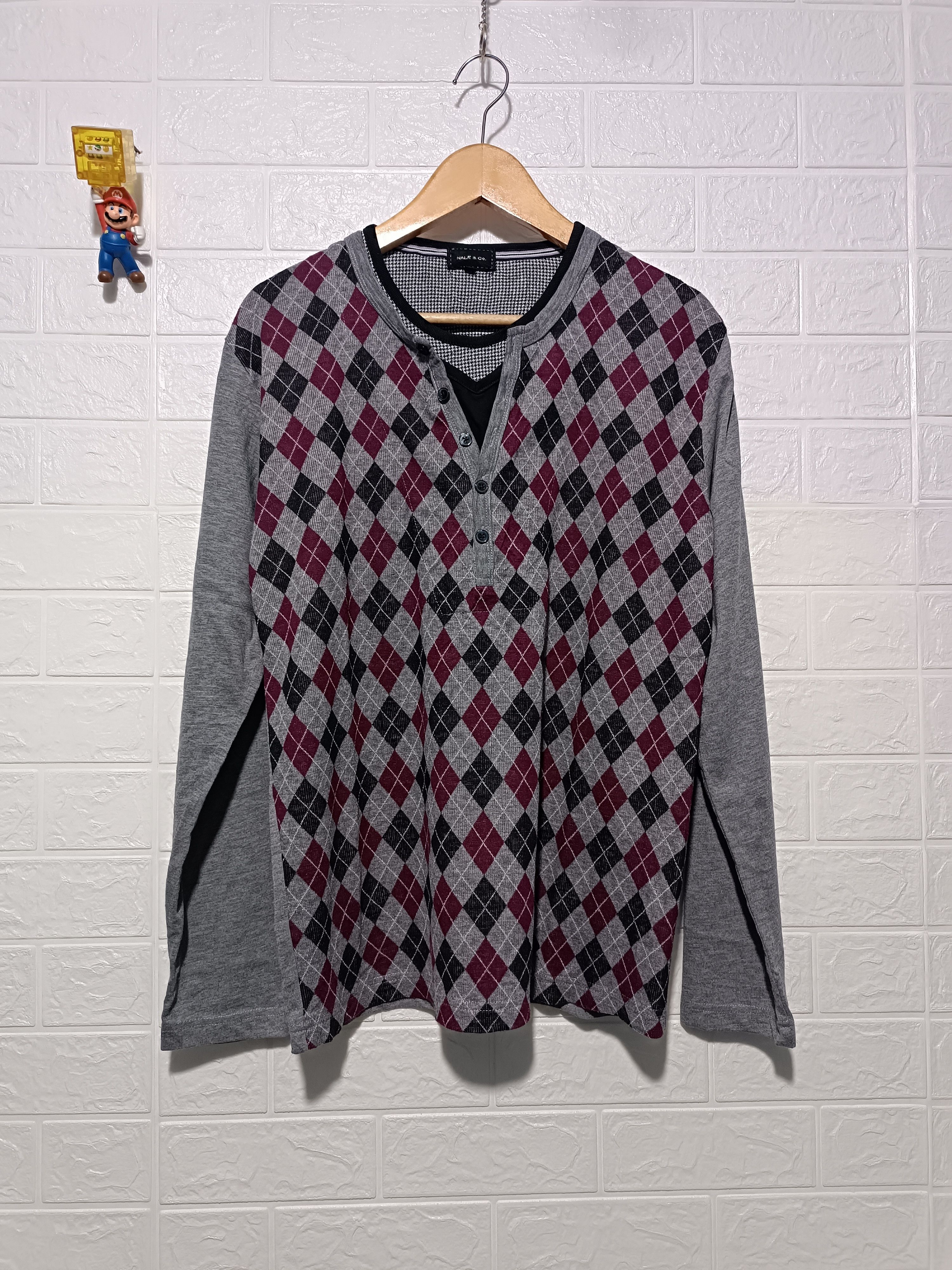 Japanese Brand Vintage Long Sleeve T-shirt Diamond Argyle 3 Layer Knit Top Size US L / EU 52-54 / 3 - 1 Thumbnail