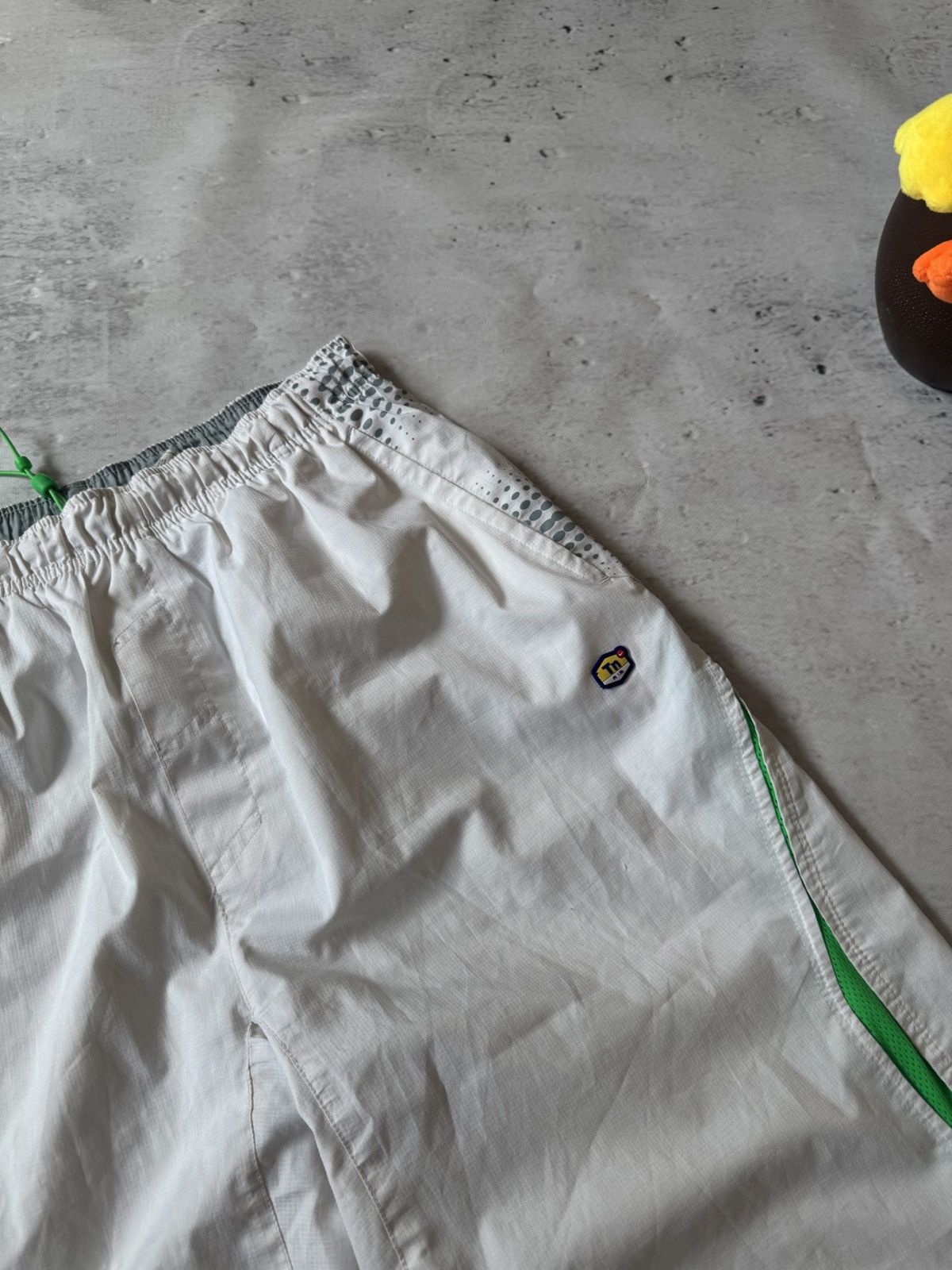 Nike × Vintage NIKE TN PLUS VINTAGE BASIC LOGO NYLON OVERSIZE BAGGY SHORTS Size US 34 / EU 50 - 3 Thumbnail