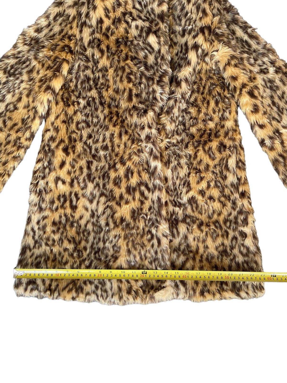 Japanese Brand Vintage Japanese Brand Allover Print Leopard Fluffy Fur Coat Size S / US 4 / IT 40 - 14 Thumbnail