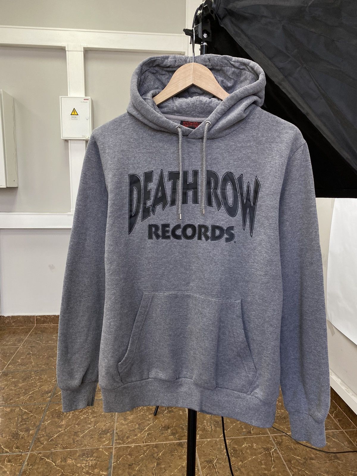 Death Row Records 🇺🇸 Vintage Y2K Death Row Records Hoodie Hype Vtg rare Size US M / EU 48-50 / 2 - 1 Thumbnail