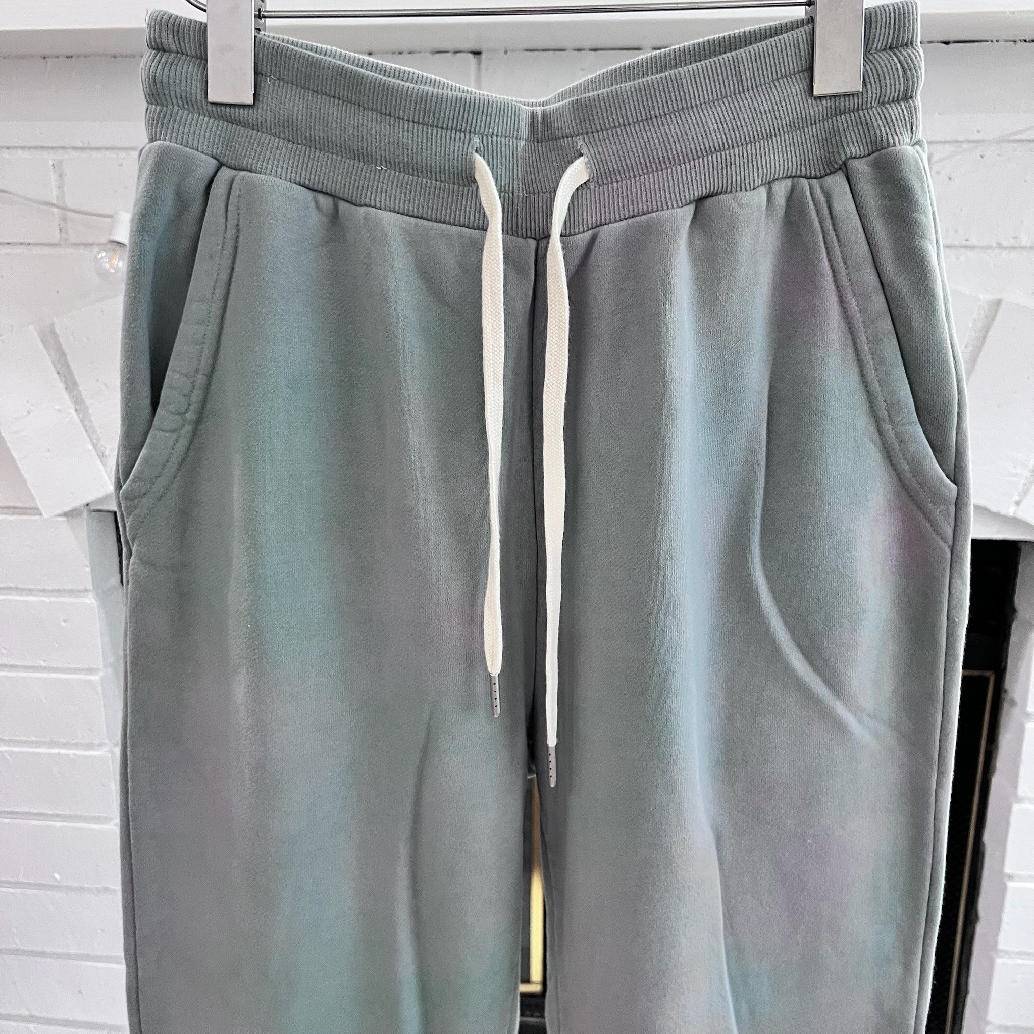 John Elliott John Elliott LA SWEATS Cloud Dye Marbled Blue Sweatpants Size US 32 / EU 48 - 4 Thumbnail