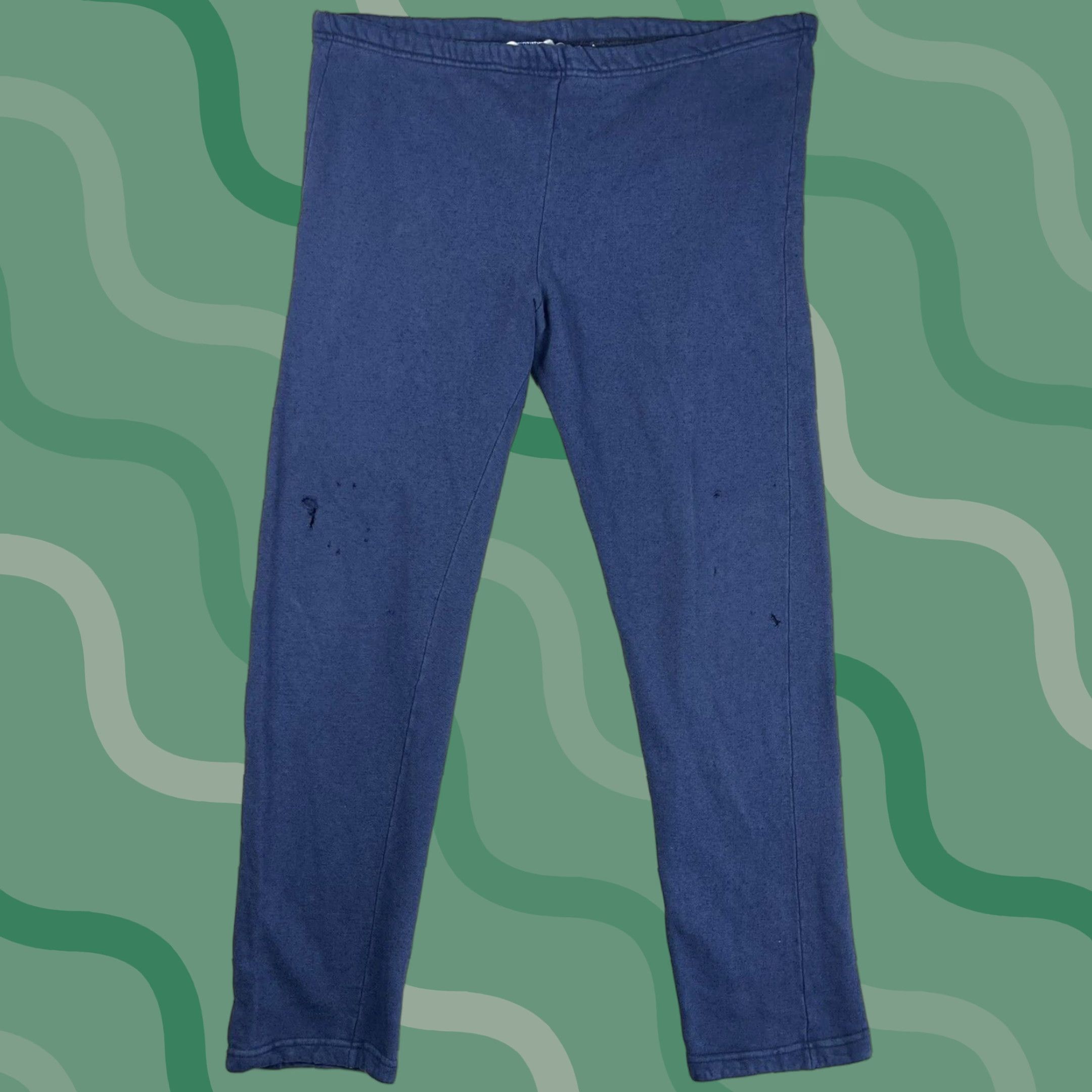 Champion VINTAGE Champion Sweatpants Mens Pants Regular Inseam 32 Navy Blue 90s Gym Activewear University 70s College School Sports Basketball Football Size US 31 - 1 Thumbnail
