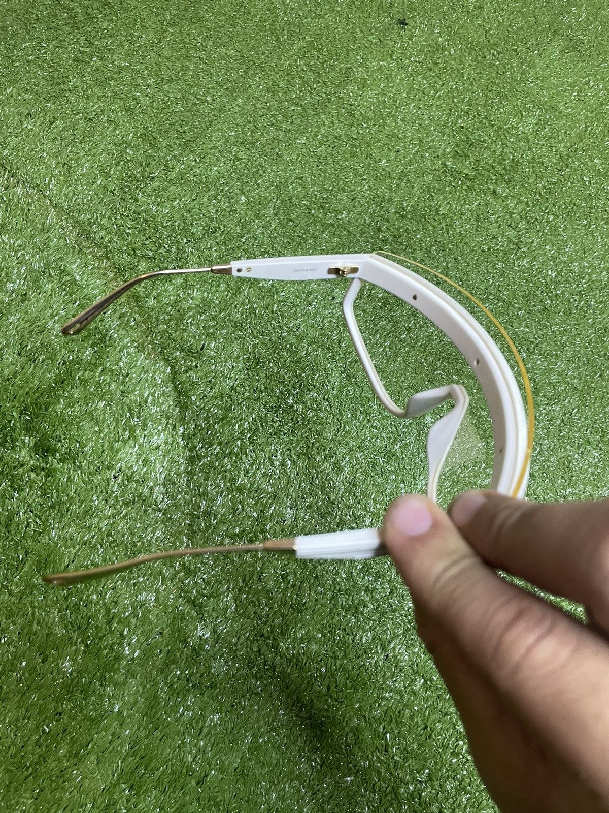 Dior White & Gold Christian Dior glasses Size ONE SIZE - 2 Thumbnail
