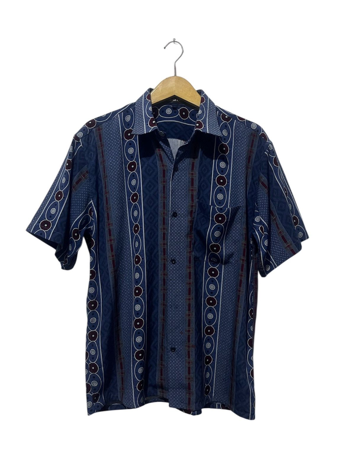 Calvin Klein Vintage Calvin Klein Abstract Geometric Short Sleeve Pattern Size US L / EU 52-54 / 3 - 1 Thumbnail