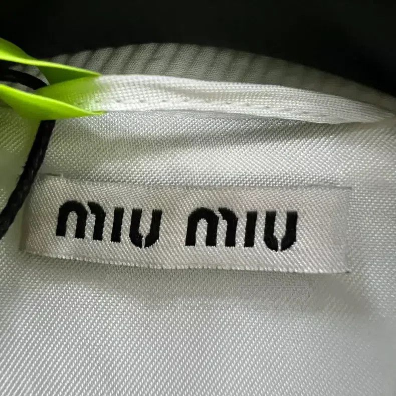 Miu Miu Miu Miu 38 White double-breasted lapel coat Size M / US 6-8 / IT 42-44 - 3 Thumbnail