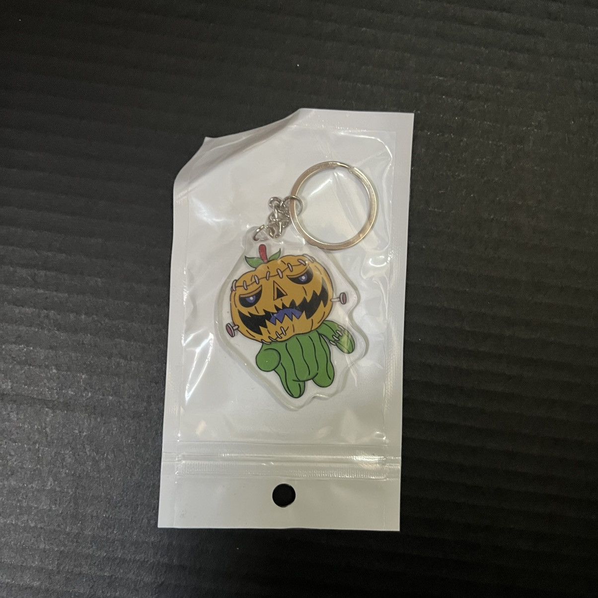 Ecosys Ecosys Pumpkin Head Keychain Size ONE SIZE - 1 Preview