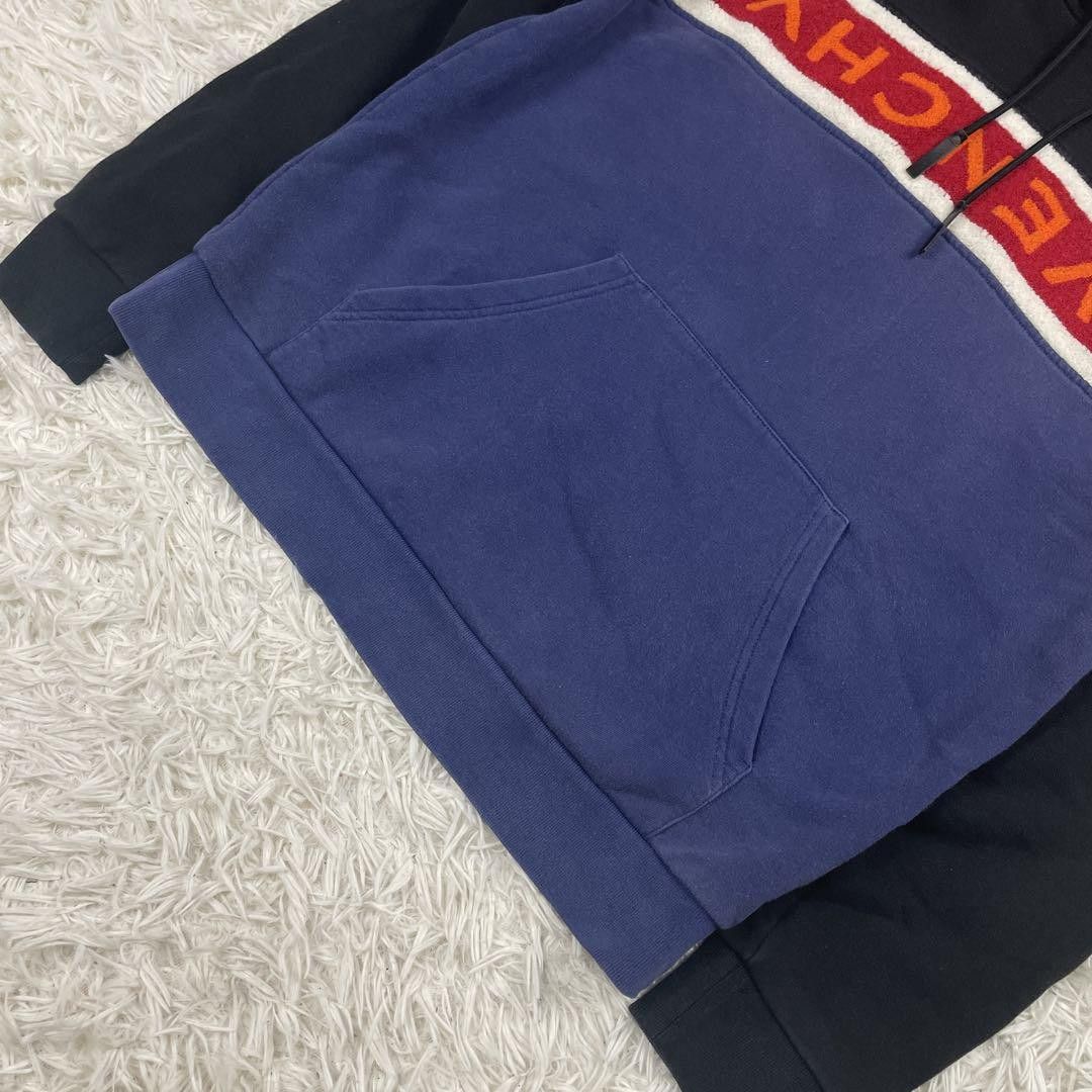 Rare Givenchy Logo Pullover Hoodie - Bicolor Black/Blue