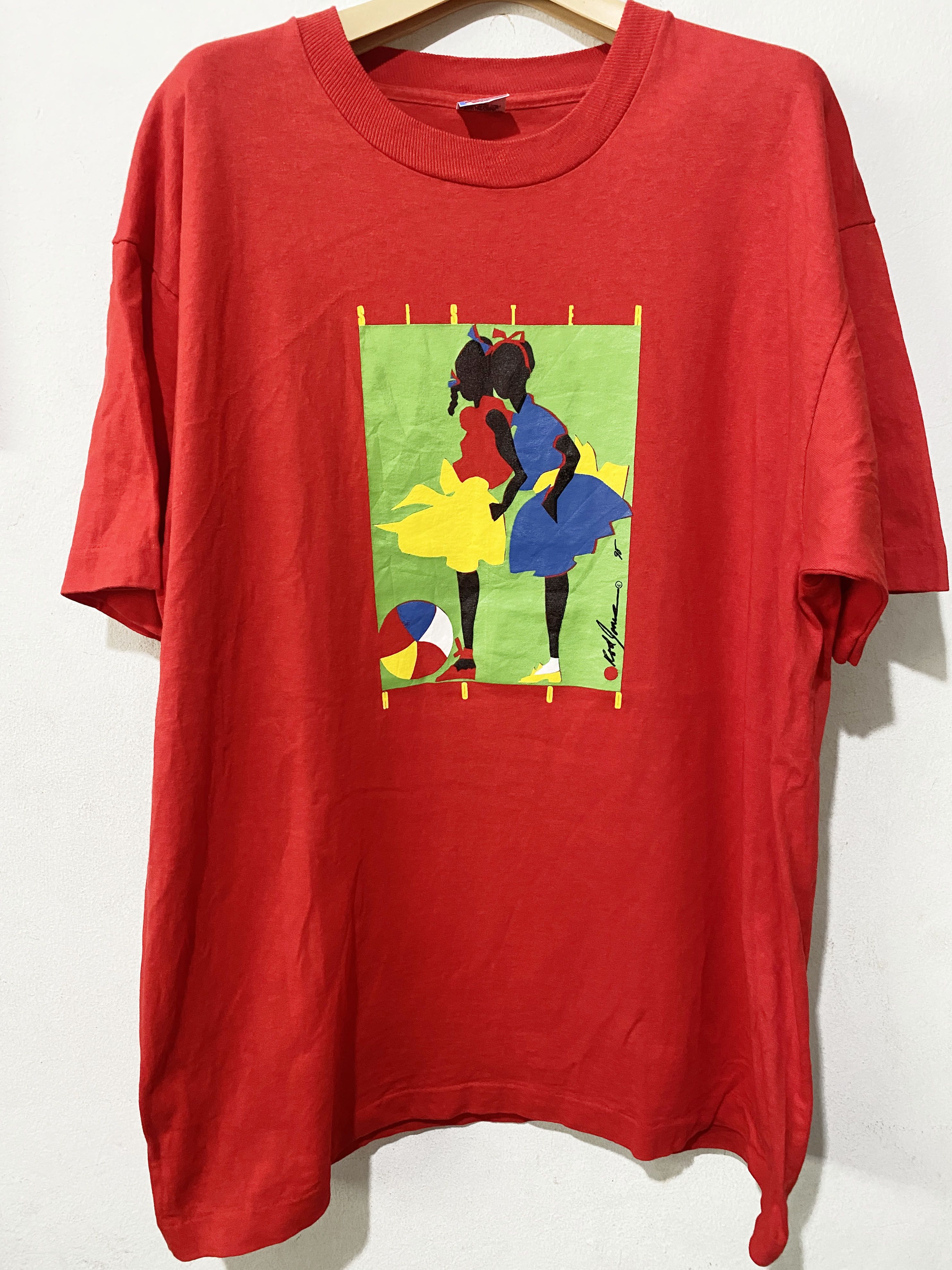 Vintage Vintage Sisterhood Shirt Size US XL / EU 56 / 4 - 1 Thumbnail