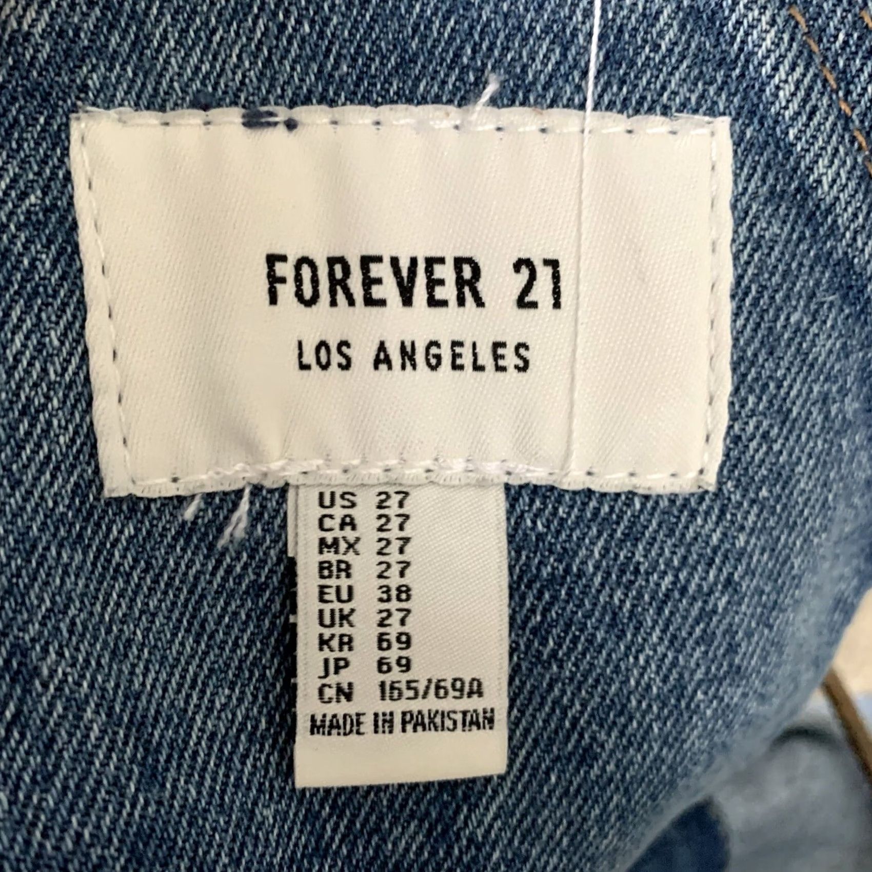 Forever 21 FOREVER 21 Denim Shortalls Size 27 Distressed Jeans Overalls Boho 90s Summer Womens Size 27" / US 4 / IT 40 - 2 Thumbnail