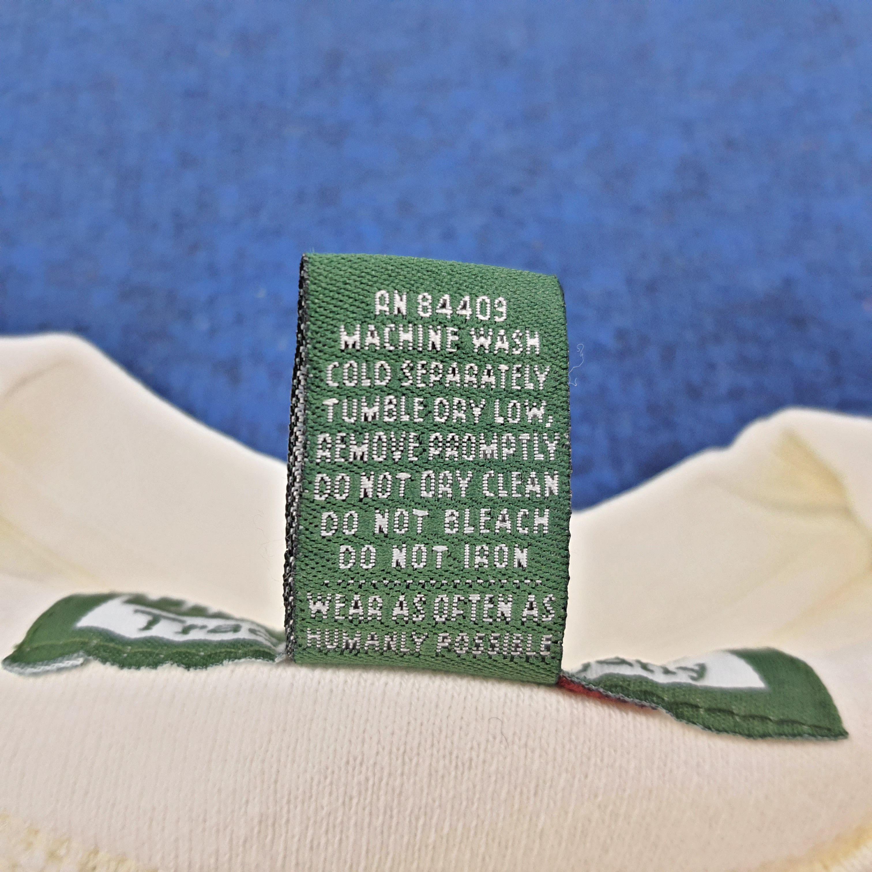 Vintage Vintage Snow Wolf Wilderness Companion Art Sweatshirt C221N4 Size US L / EU 52-54 / 3 - 6 Thumbnail