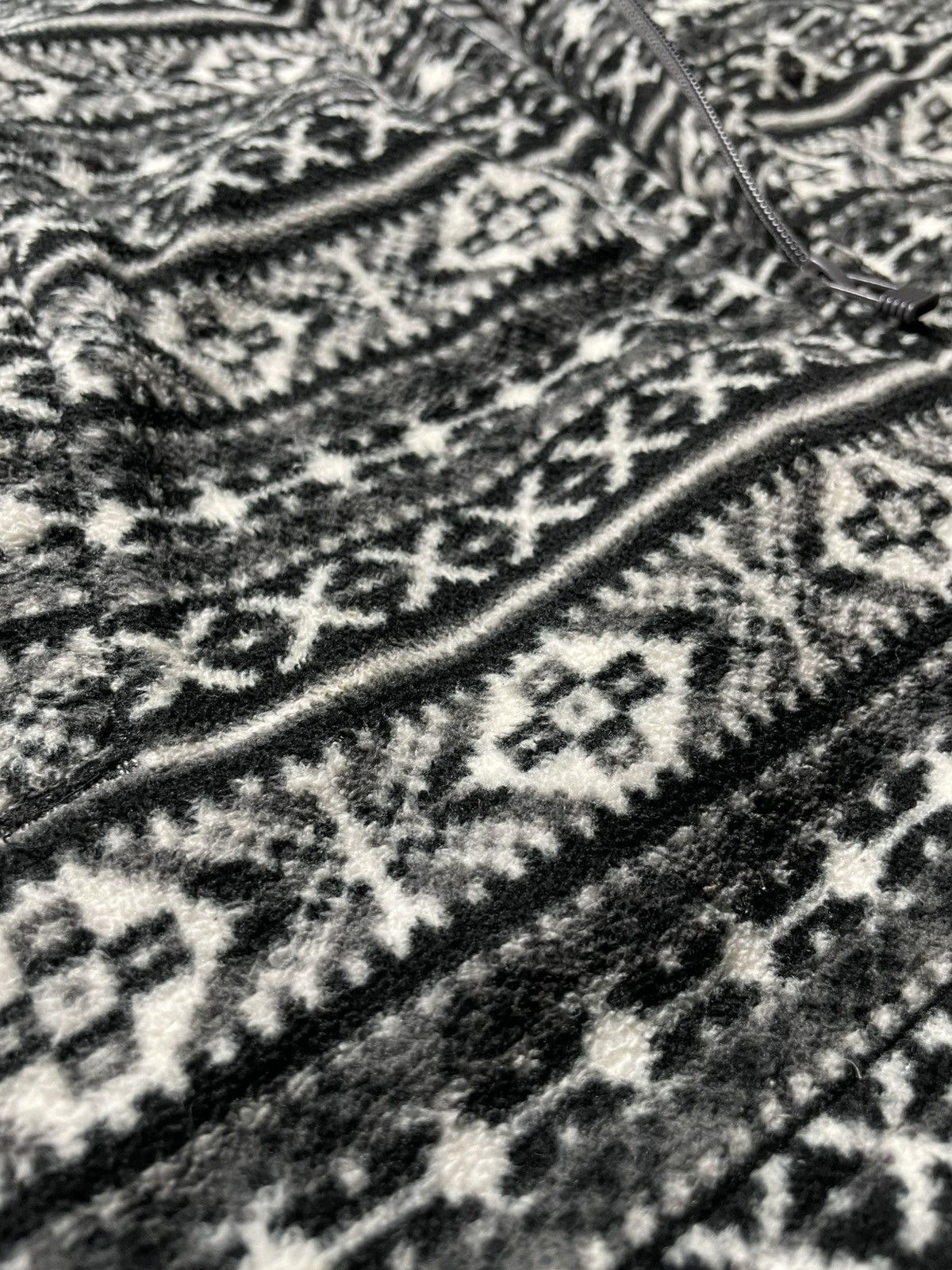 If Six Was Nine × Japanese Brand 🚀Topvalu Japanese Neck Nordic Pattern Fleece Jacket Size US M / EU 48-50 / 2 - 7 Thumbnail