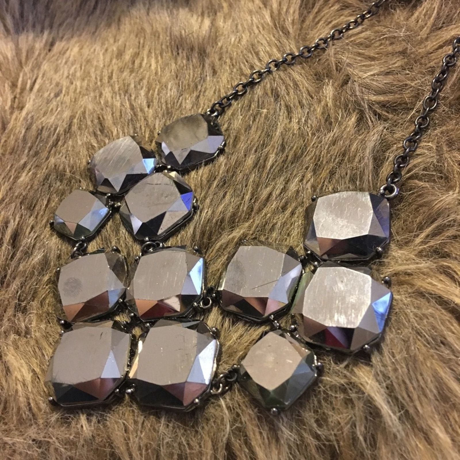 Jewelry Dark chrome tone faceted glass statement necklace Size ONE SIZE - 6 Thumbnail