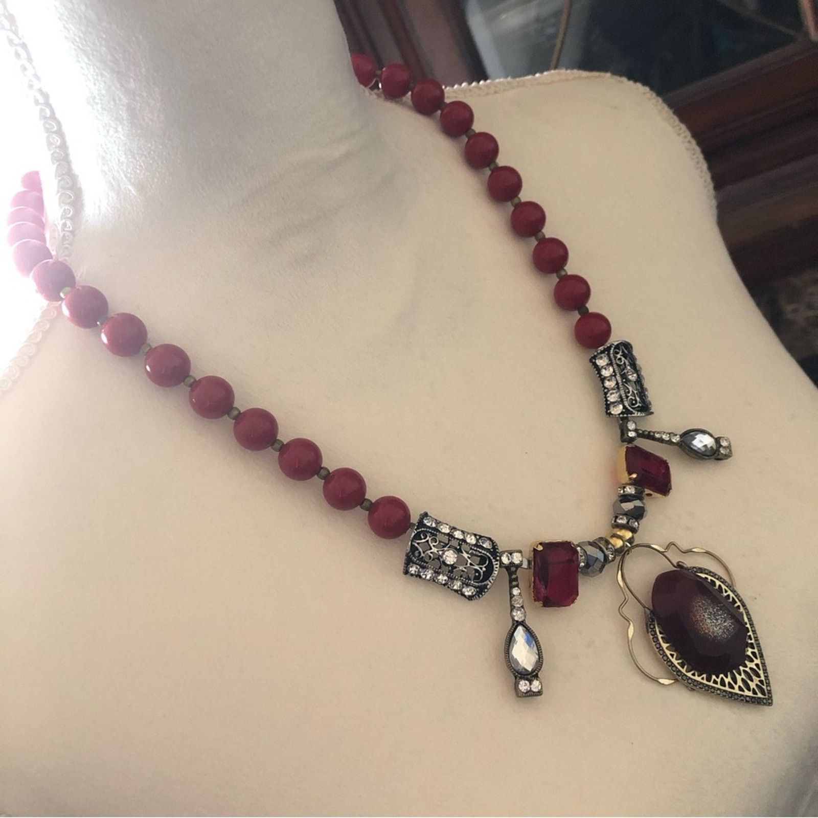 Handmade Handcrafted bowl of cherries fancy beaded crystal necklace Size ONE SIZE - 7 Thumbnail