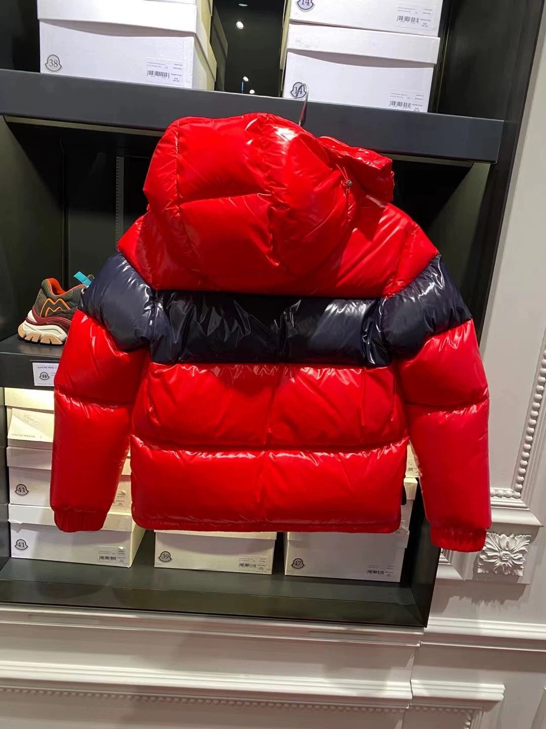 Moncler MONCLER GARY color blocked glossy men's down jacket Size US L / EU 52-54 / 3 - 3 Thumbnail