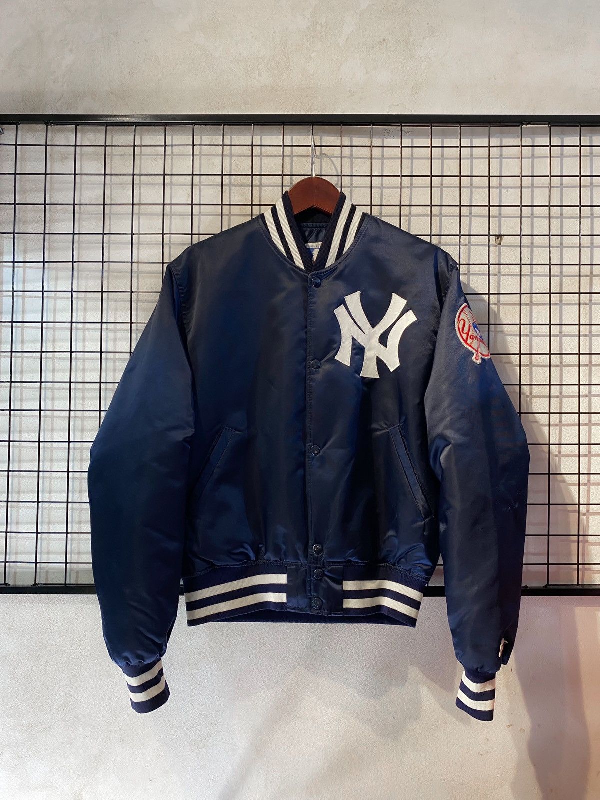 MLB Vintage MLB Yankees Varsity Size US M / EU 48-50 / 2 - 2 Thumbnail