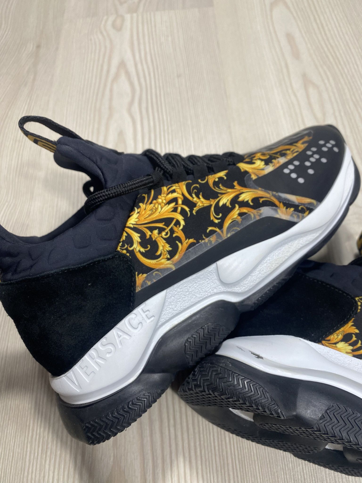 Versace Versace Chain Reactions Baroque Trainers Uk Size 5 EU38 Size US 7.5 / IT 37.5 - 2 Thumbnail