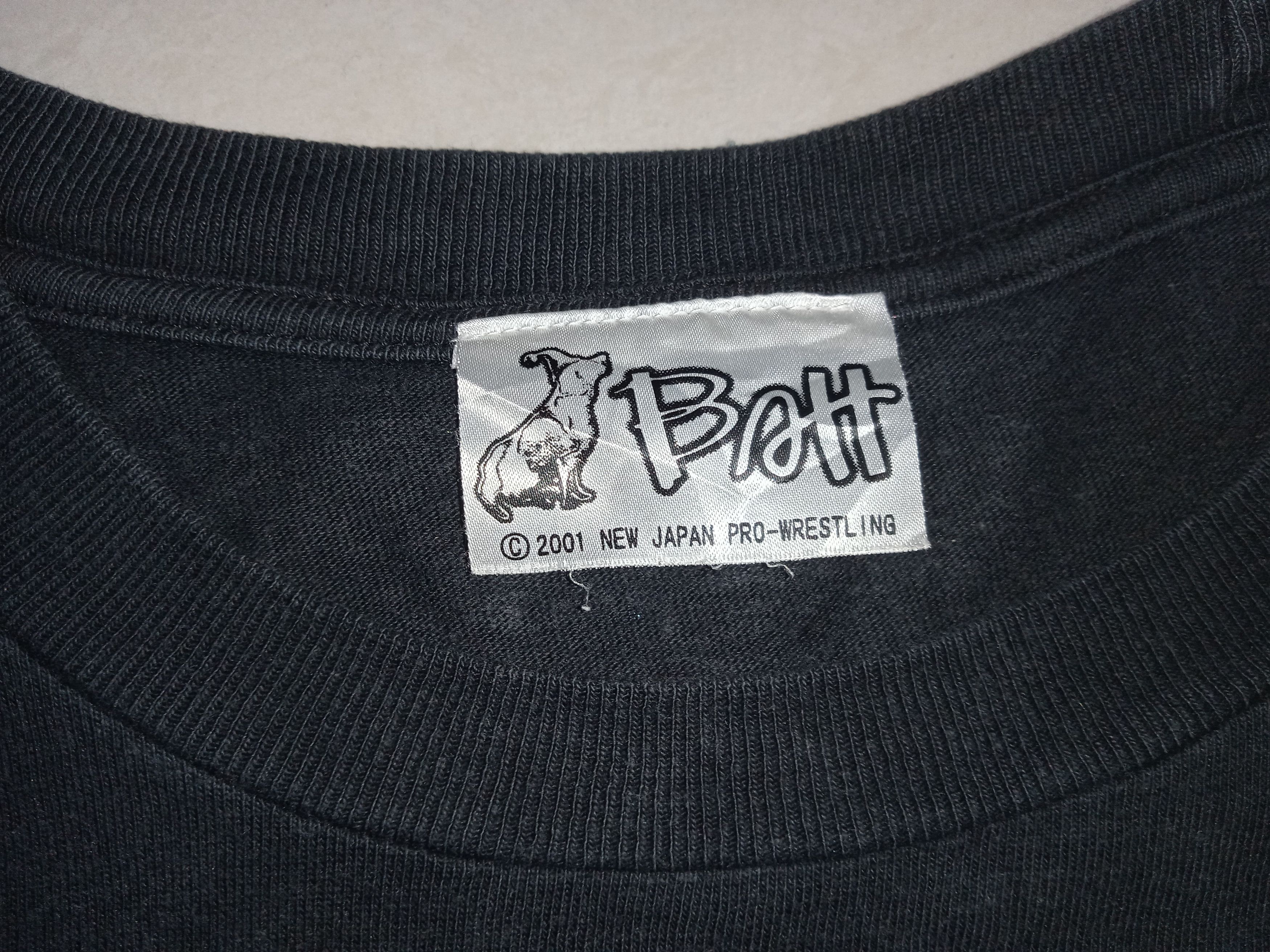 WWE Vintage 2000s NJPW Bad Ass Translate Trading T Shirt Size US L / EU 52-54 / 3 - 3 Thumbnail