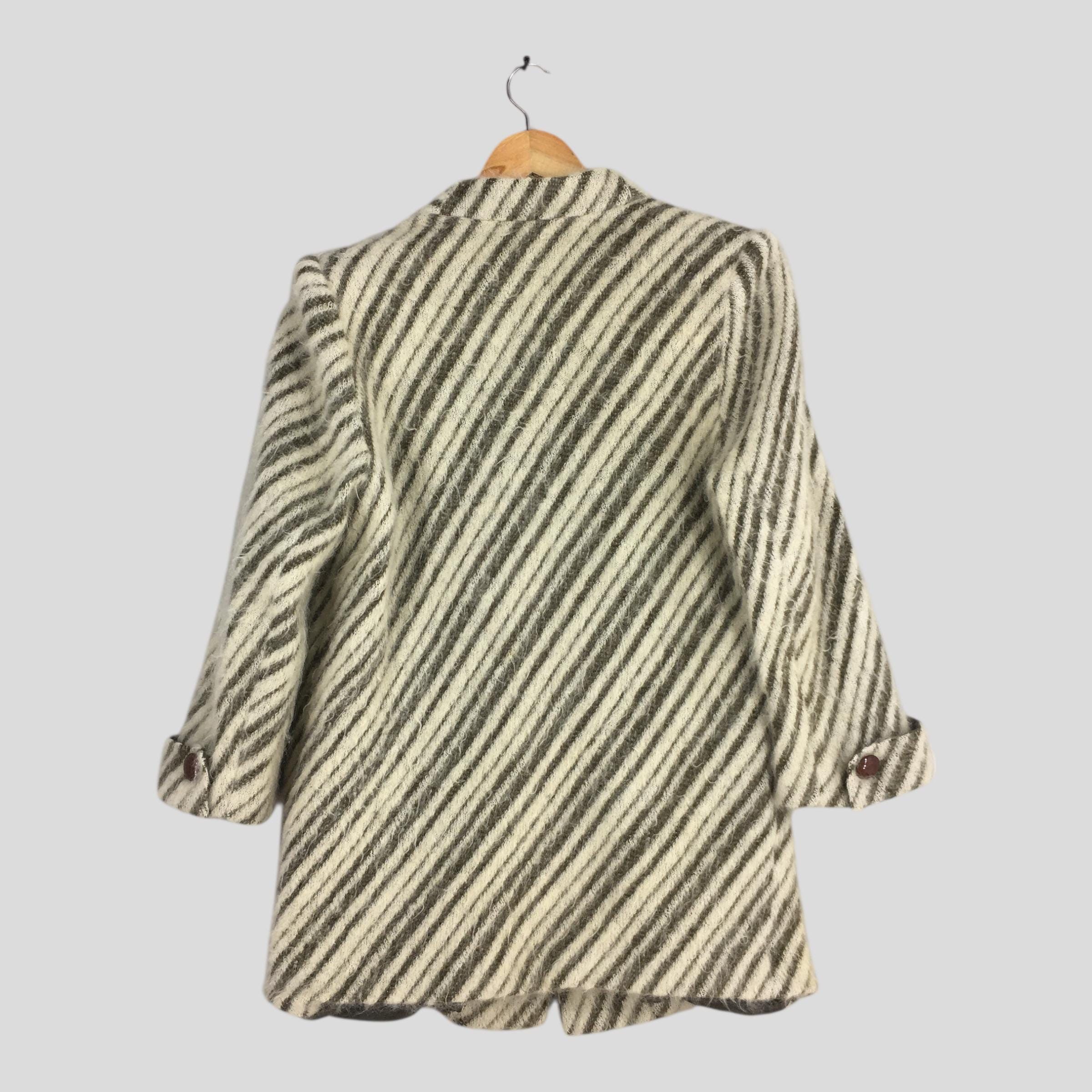 Japanese Brand 1980 AR Japan Japan Striped Zebra Mohair Button Jacket M Size US M / EU 48-50 / 2 - 8 Thumbnail